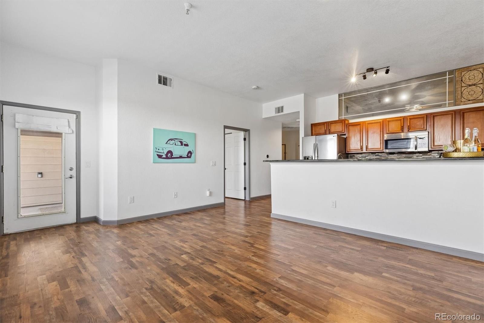 MLS Image #9 for 15475  andrews drive,denver, Colorado