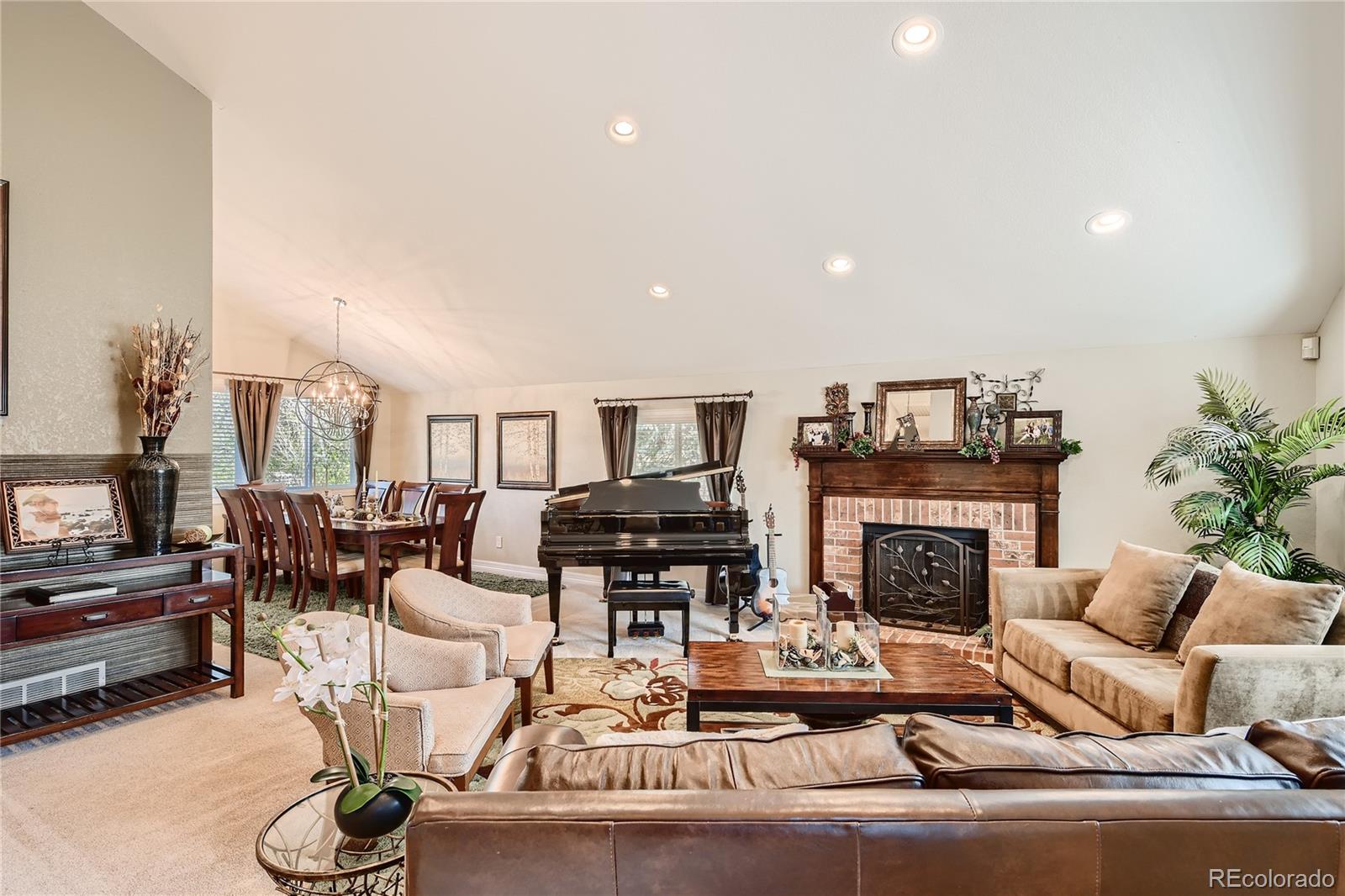 MLS Image #4 for 533  sage circle,highlands ranch, Colorado