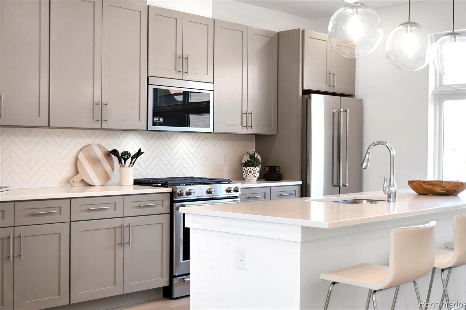 MLS Image #1 for 22  oneida court ,denver, Colorado
