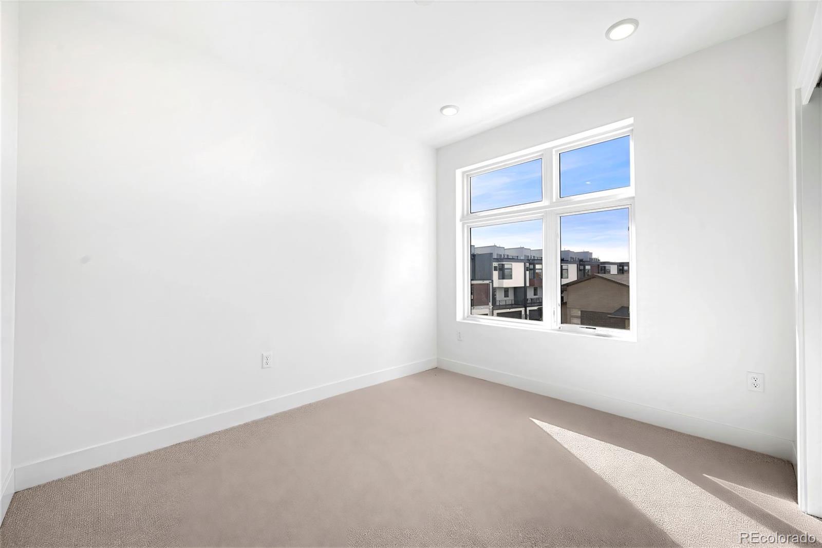 MLS Image #39 for 22  oneida court ,denver, Colorado