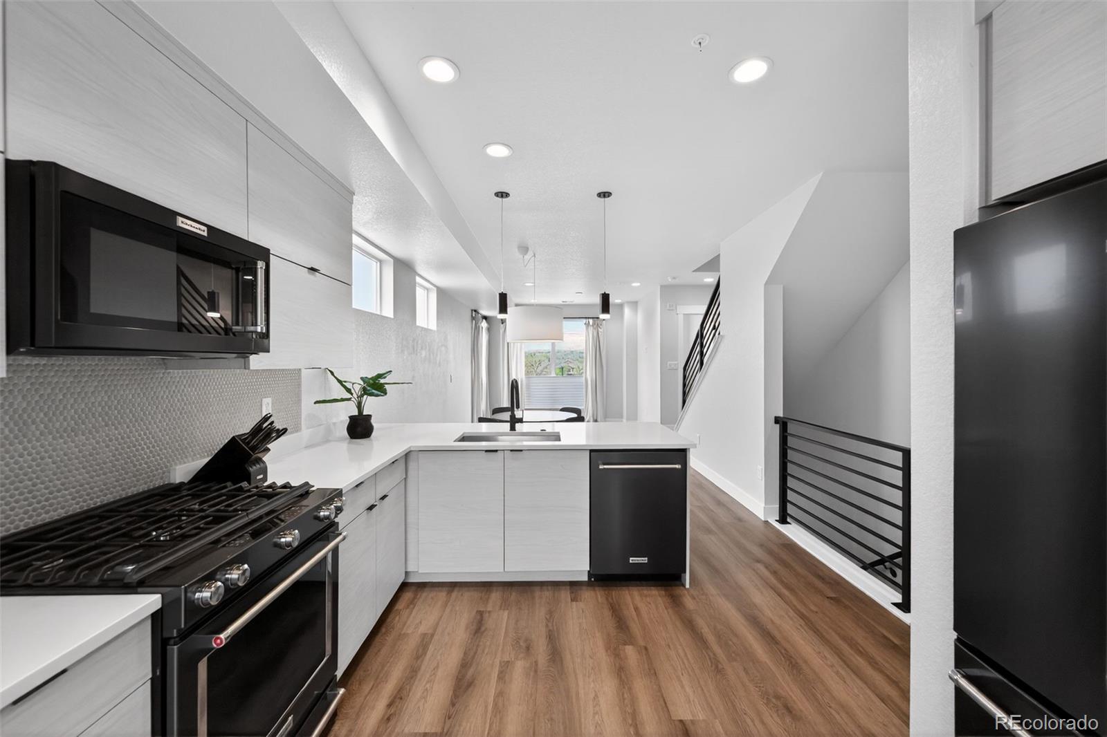 MLS Image #10 for 3401 w 63rd place,denver, Colorado