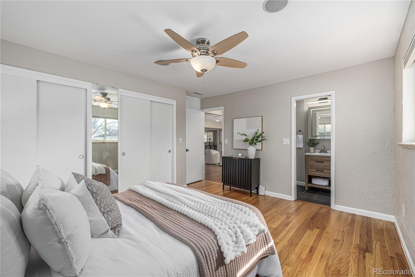 MLS Image #19 for 2540 s jasmine street,denver, Colorado