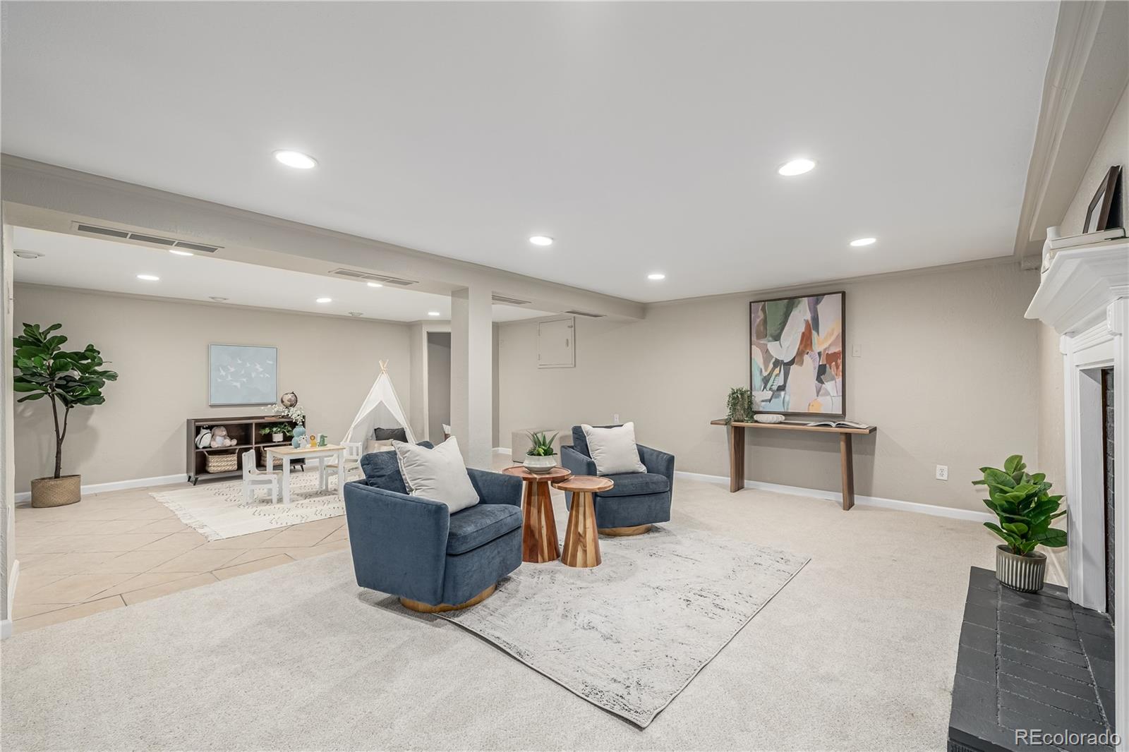 MLS Image #30 for 2540 s jasmine street,denver, Colorado
