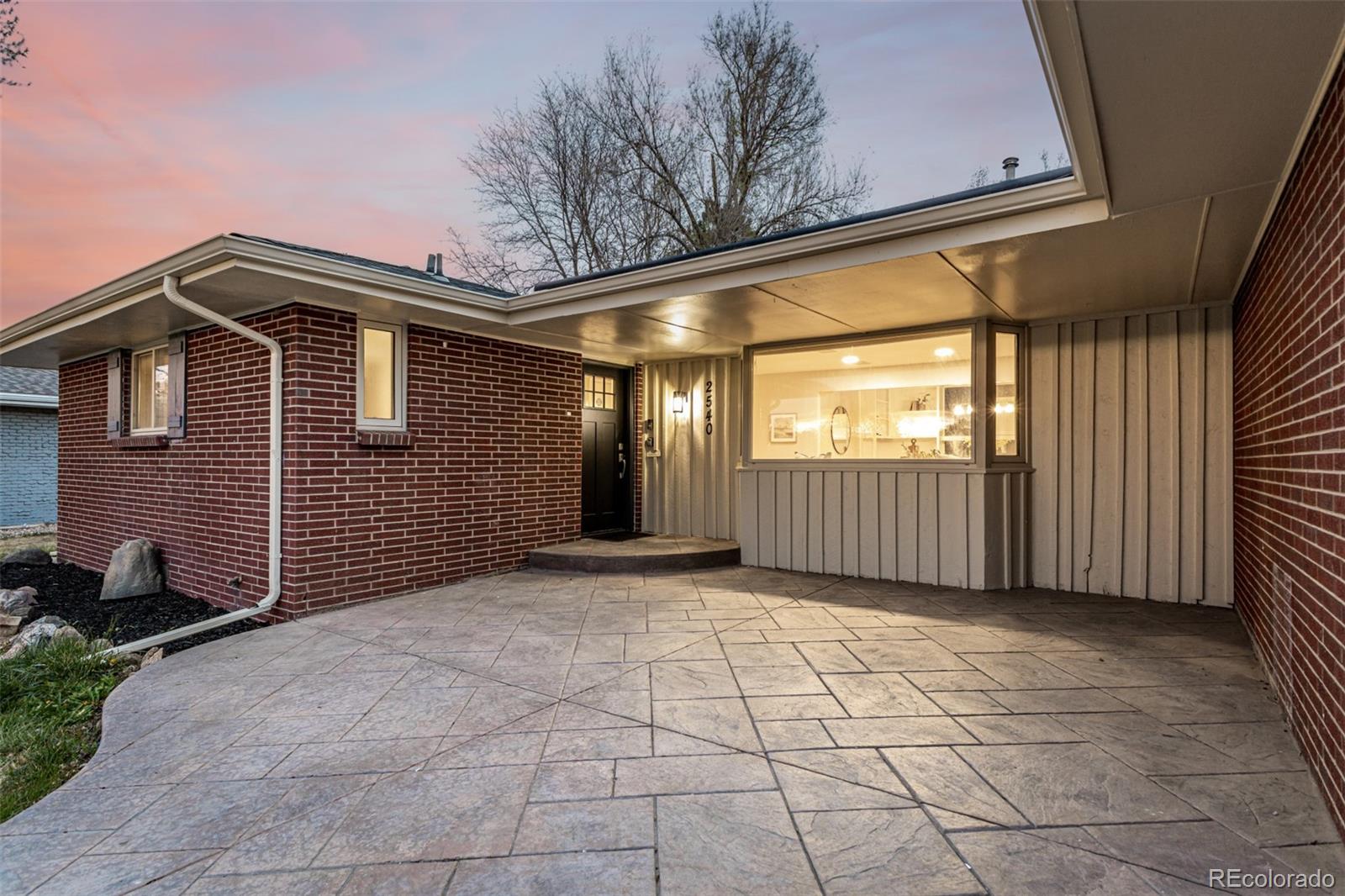 MLS Image #45 for 2540 s jasmine street,denver, Colorado