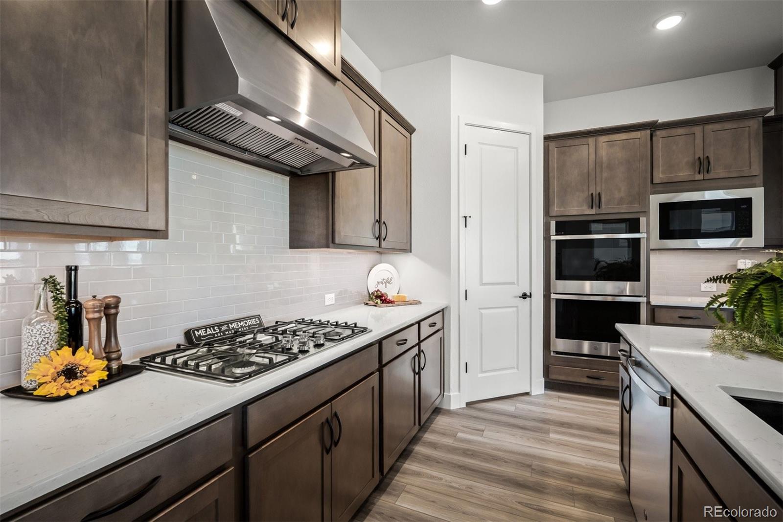 MLS Image #5 for 9000  frolic view,colorado springs, Colorado