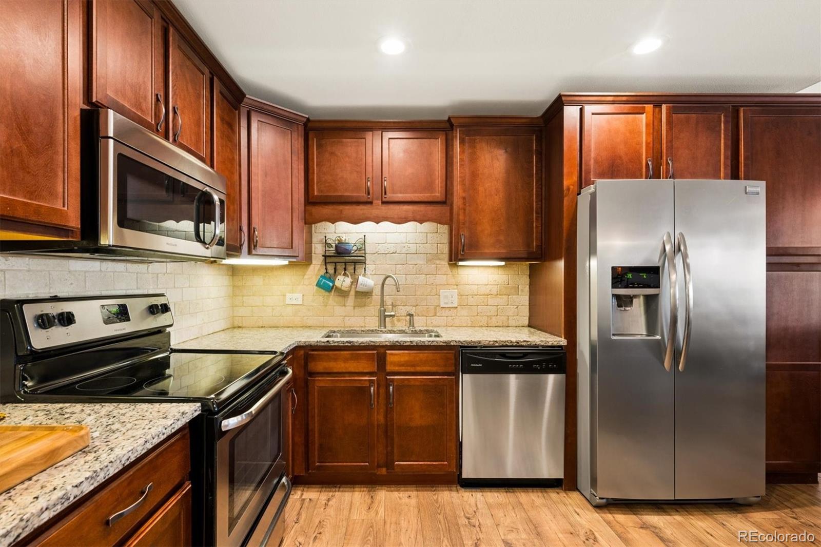 MLS Image #3 for 785 s alton way 4b,denver, Colorado
