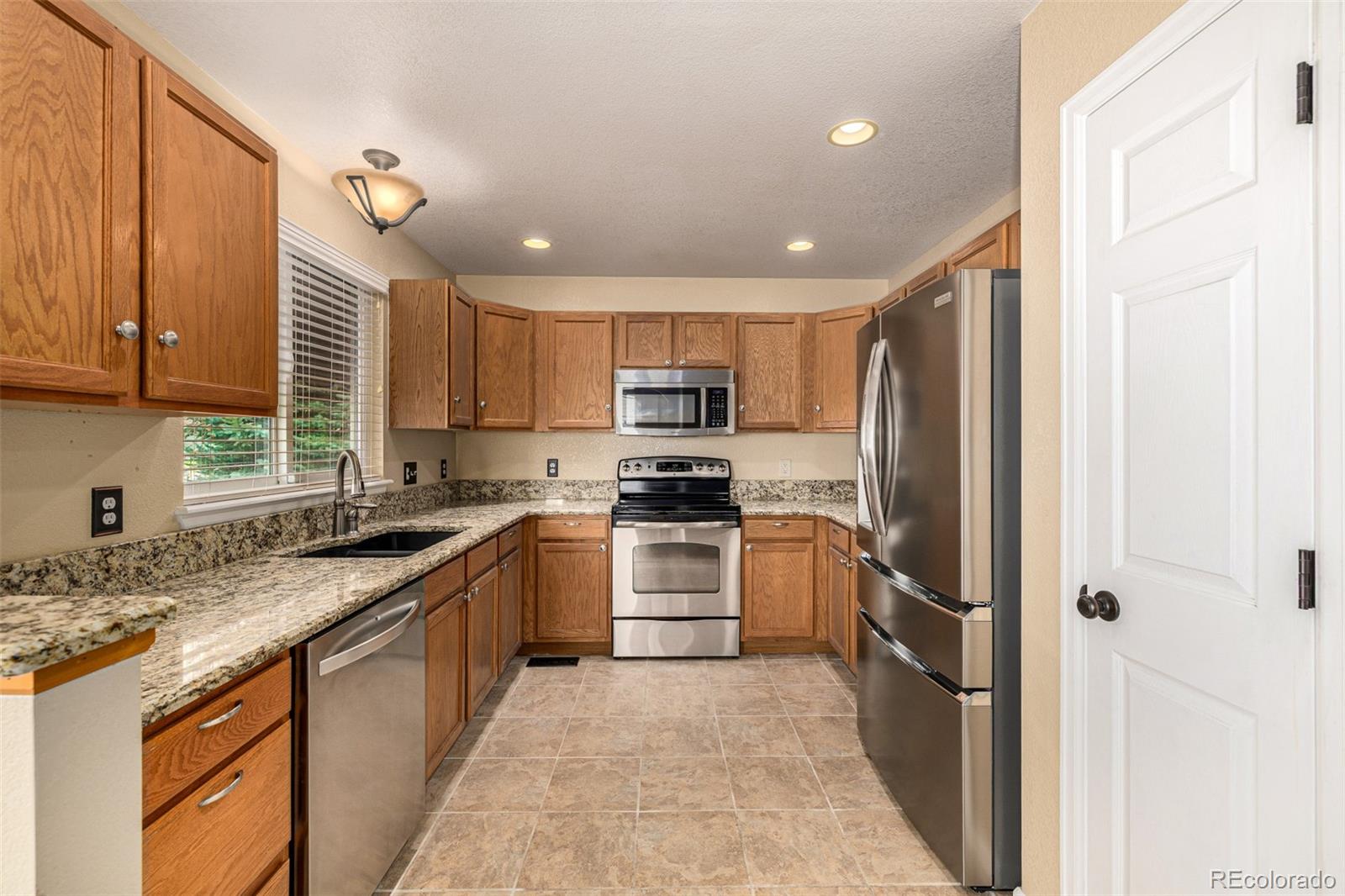MLS Image #15 for 10244  royal eagle street,highlands ranch, Colorado