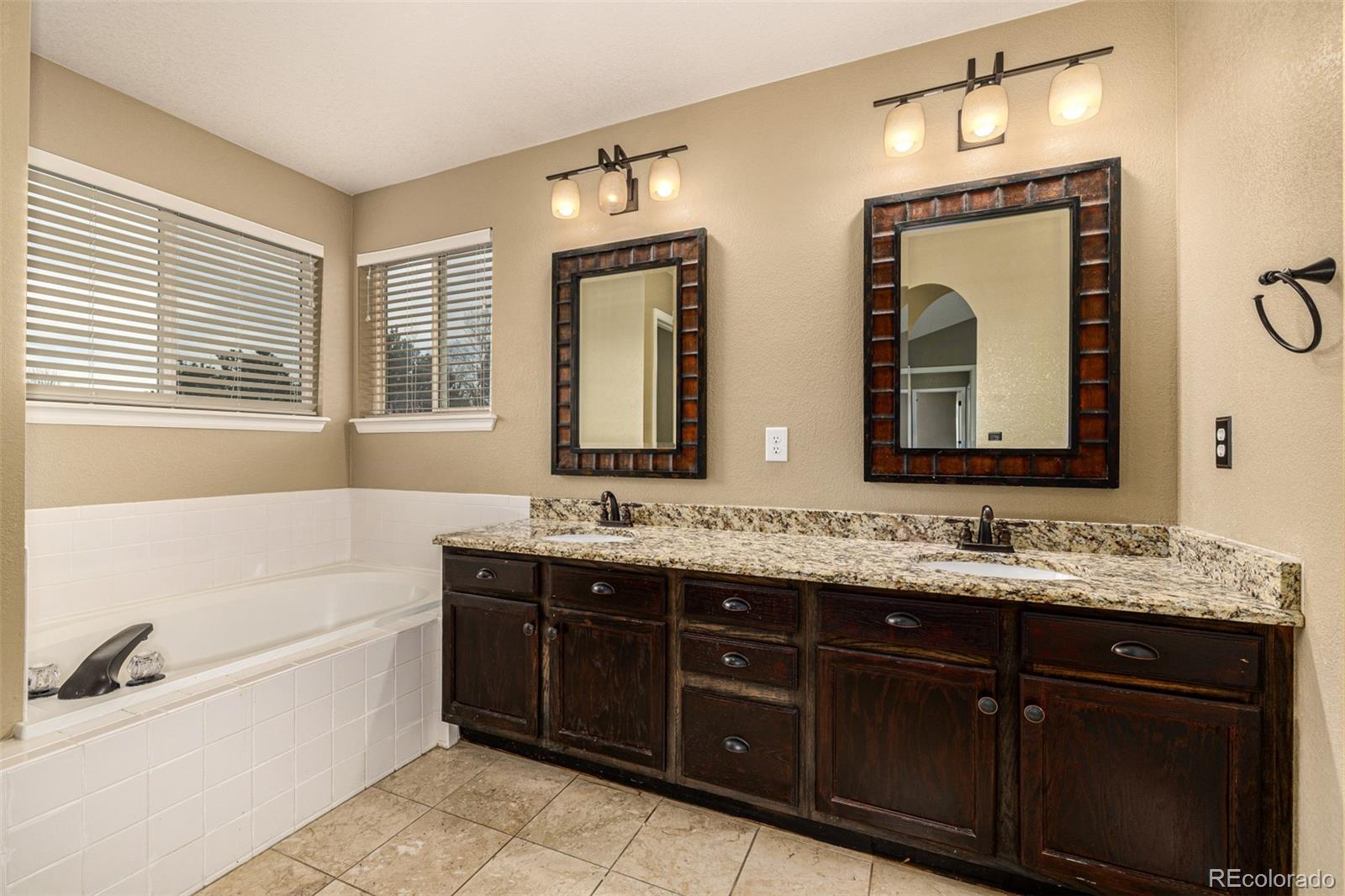 MLS Image #23 for 10244  royal eagle street,highlands ranch, Colorado