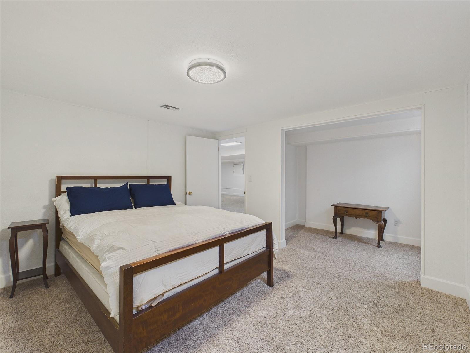 MLS Image #18 for 1709 s kearney street,denver, Colorado