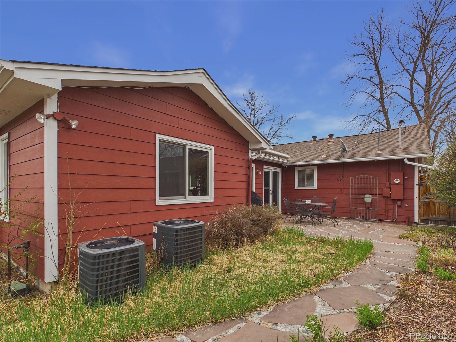 MLS Image #35 for 1709 s kearney street,denver, Colorado