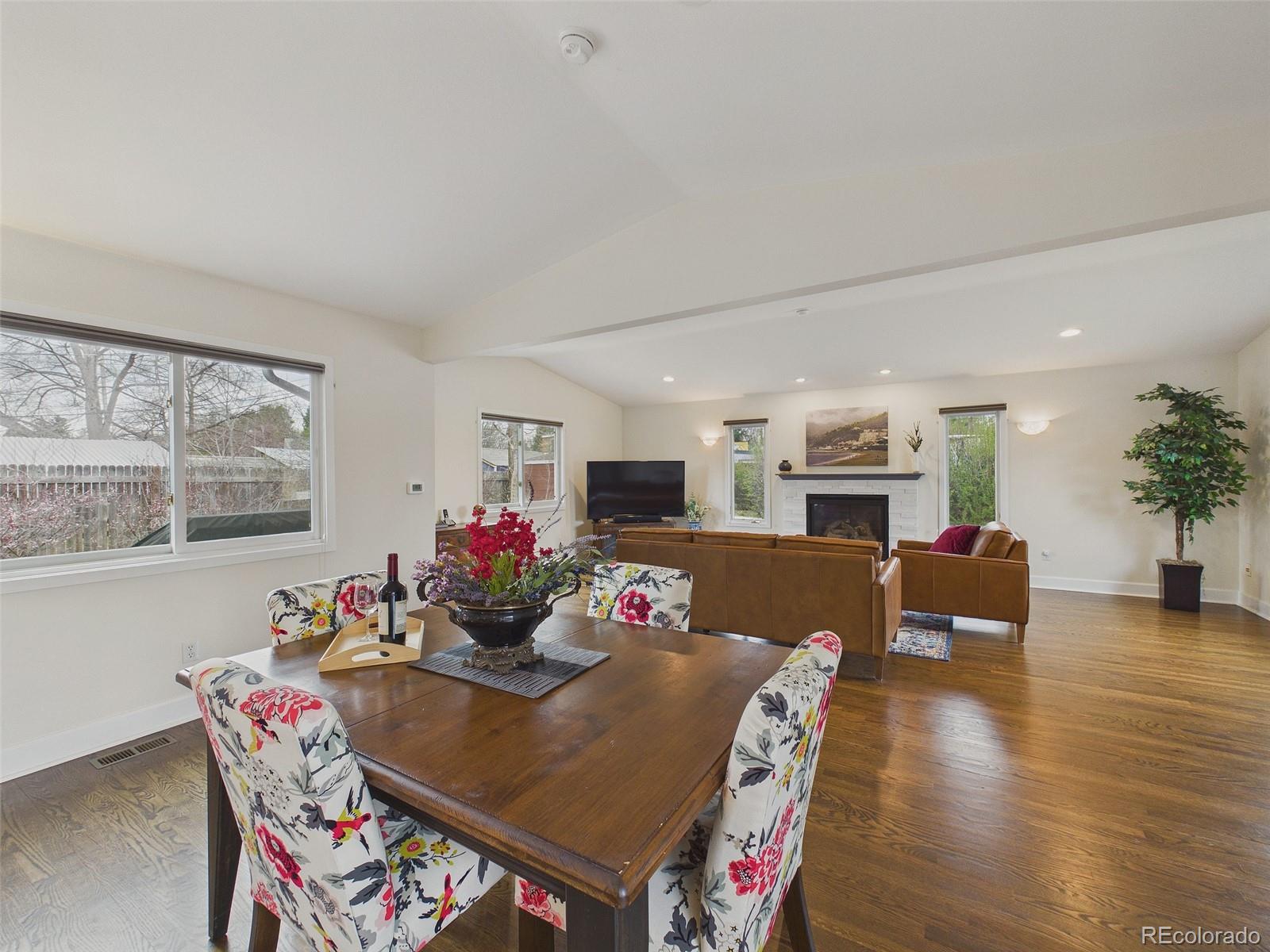 MLS Image #7 for 1709 s kearney street,denver, Colorado