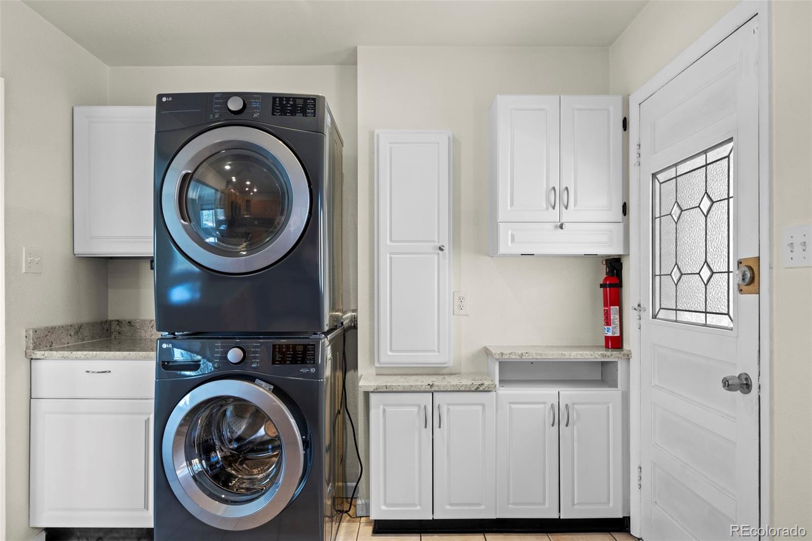 MLS Image #12 for 951  tennyson street,denver, Colorado