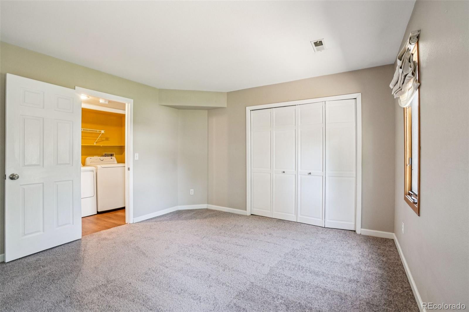 MLS Image #12 for 1310 s monaco parkway,denver, Colorado