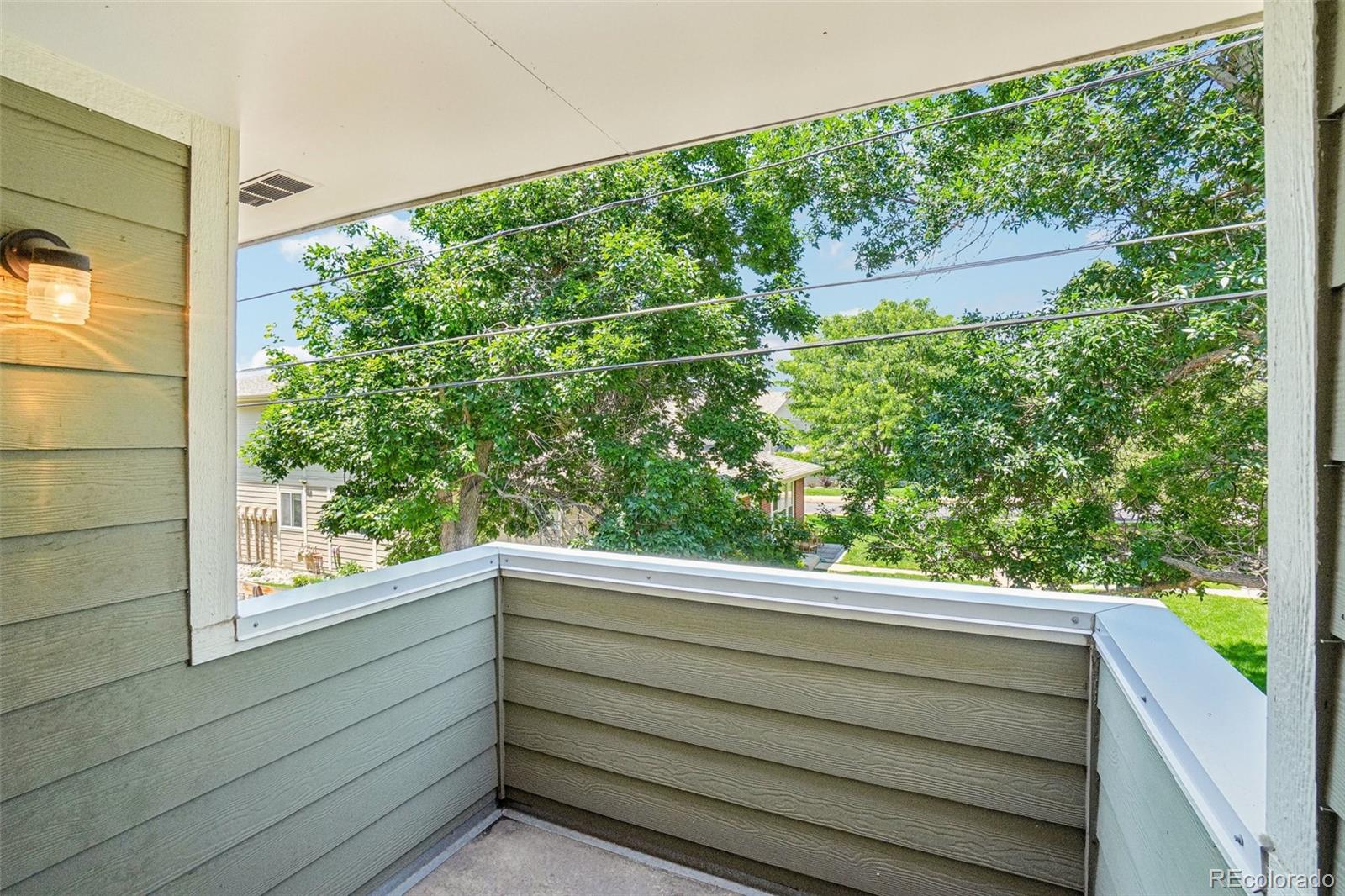 MLS Image #17 for 1310 s monaco parkway,denver, Colorado