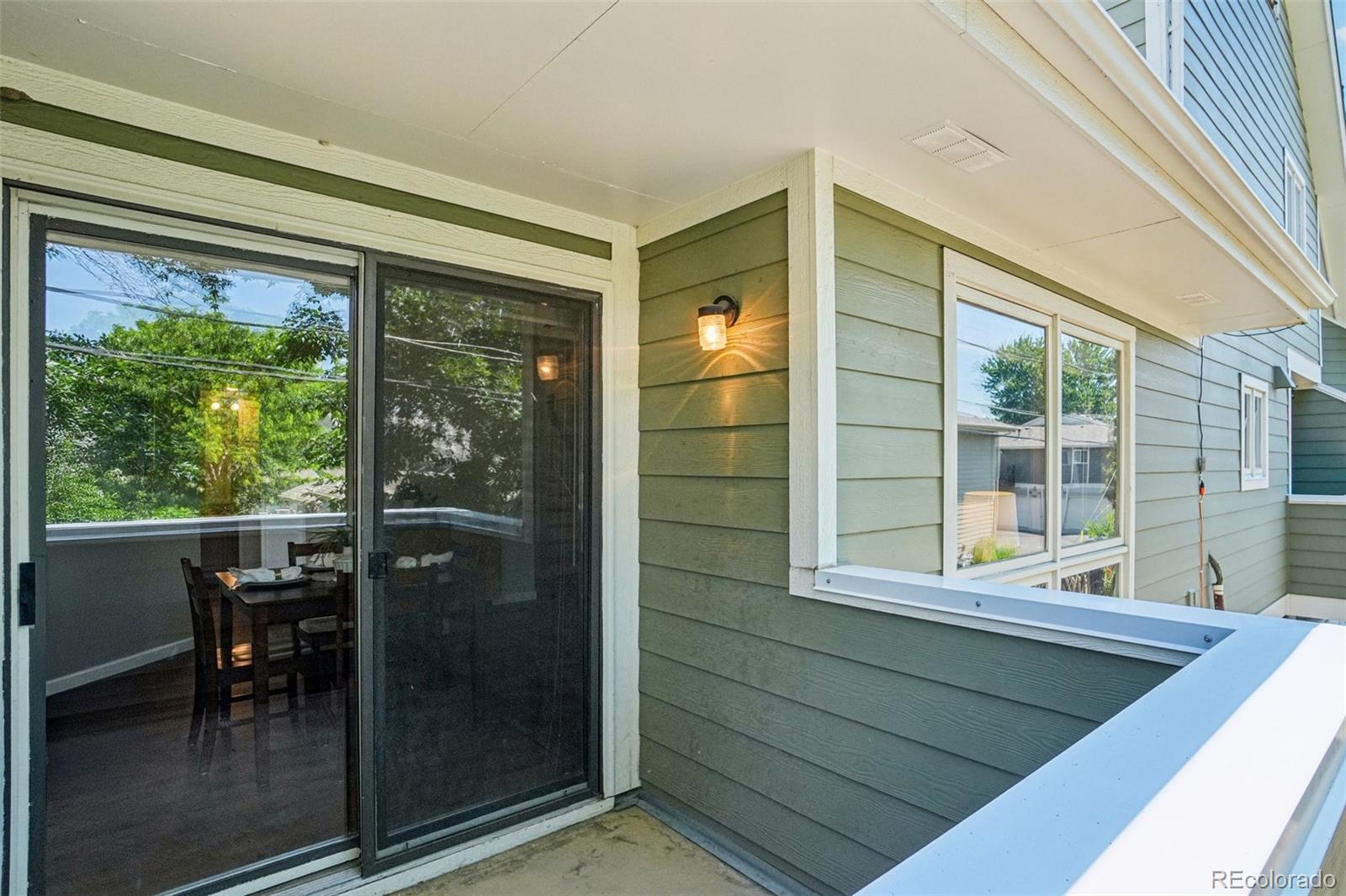 MLS Image #18 for 1310 s monaco parkway,denver, Colorado