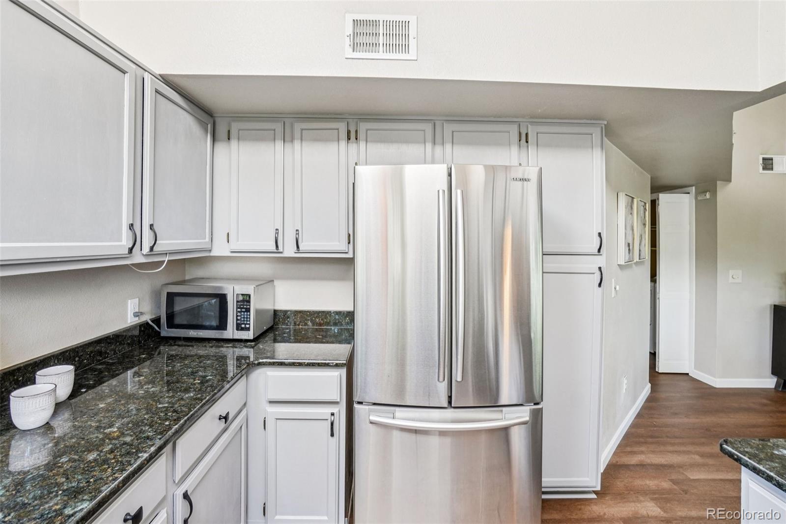 MLS Image #9 for 1310 s monaco parkway,denver, Colorado