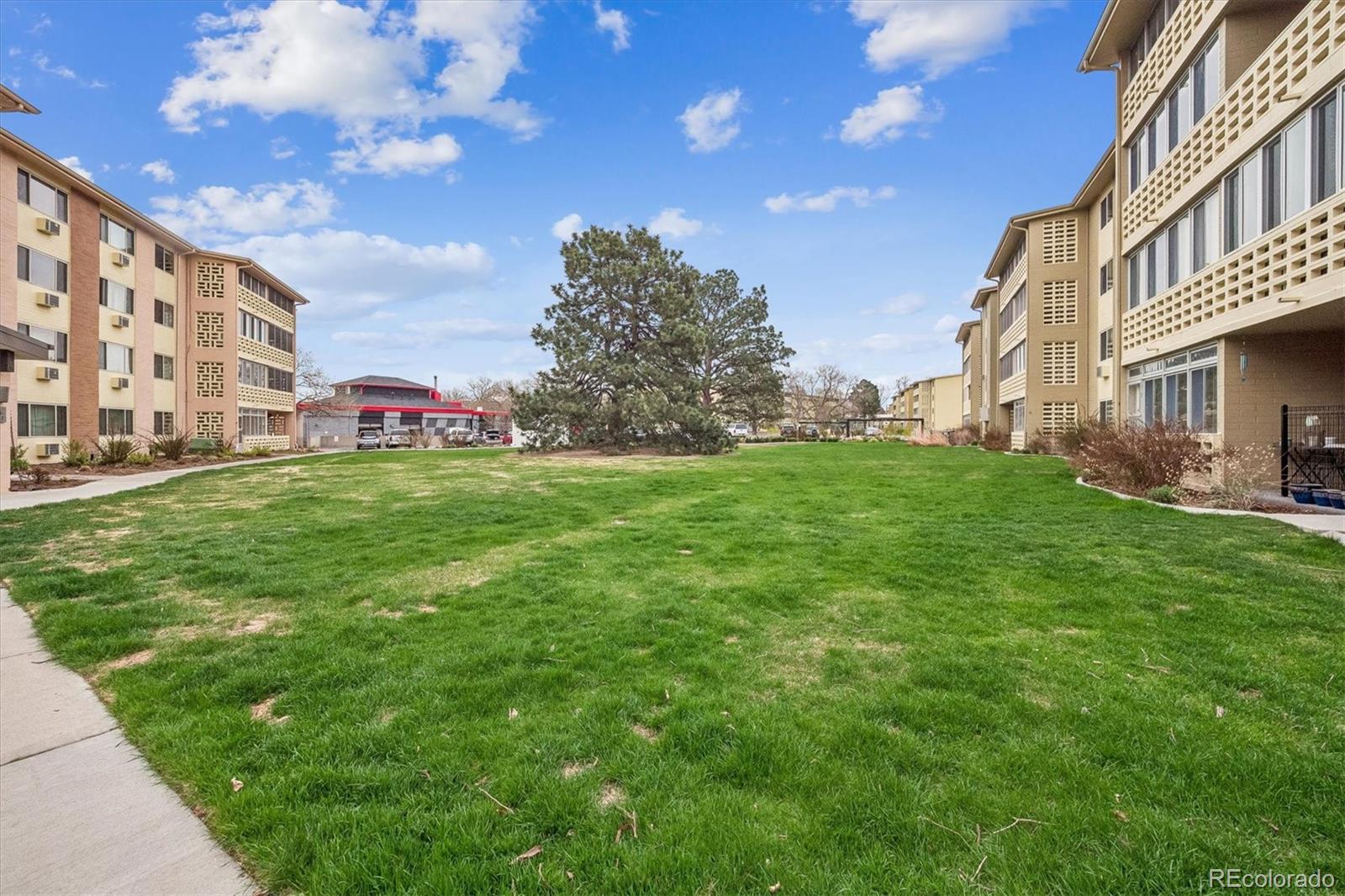 MLS Image #15 for 300 s clinton street 5a,denver, Colorado