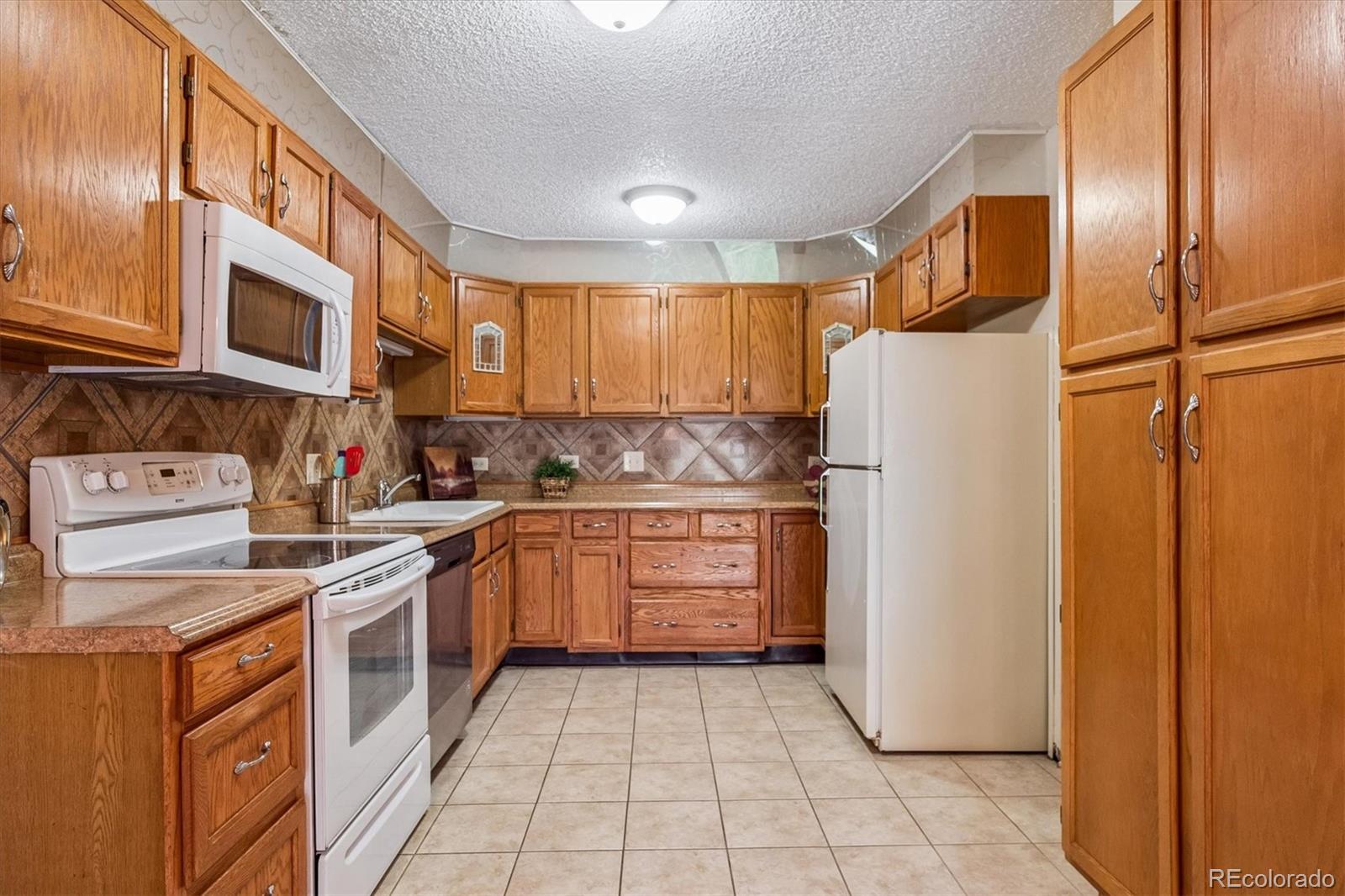 MLS Image #2 for 300 s clinton street 5a,denver, Colorado