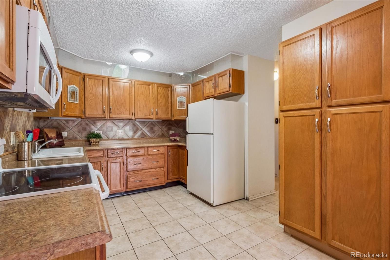 MLS Image #3 for 300 s clinton street 5a,denver, Colorado