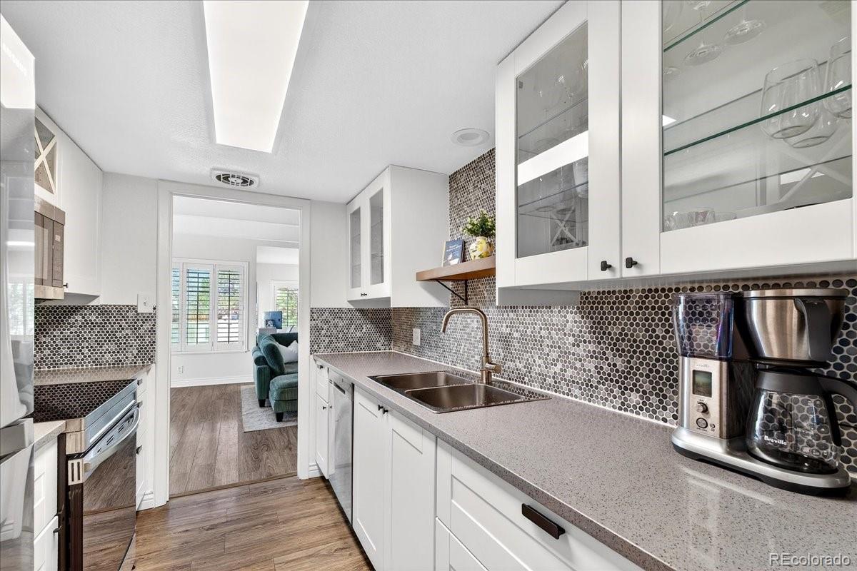 MLS Image #8 for 2525 s dayton way,denver, Colorado