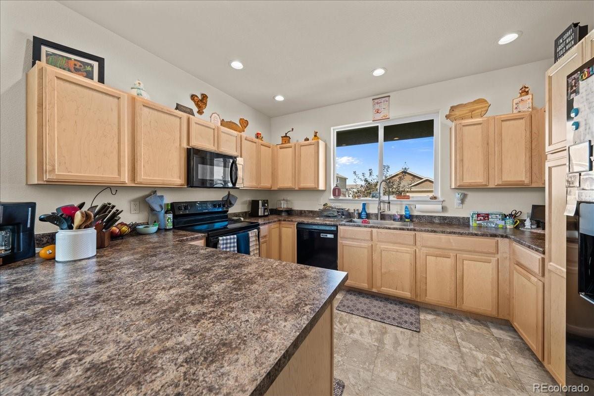 MLS Image #10 for 949  ashbrook drive,windsor, Colorado