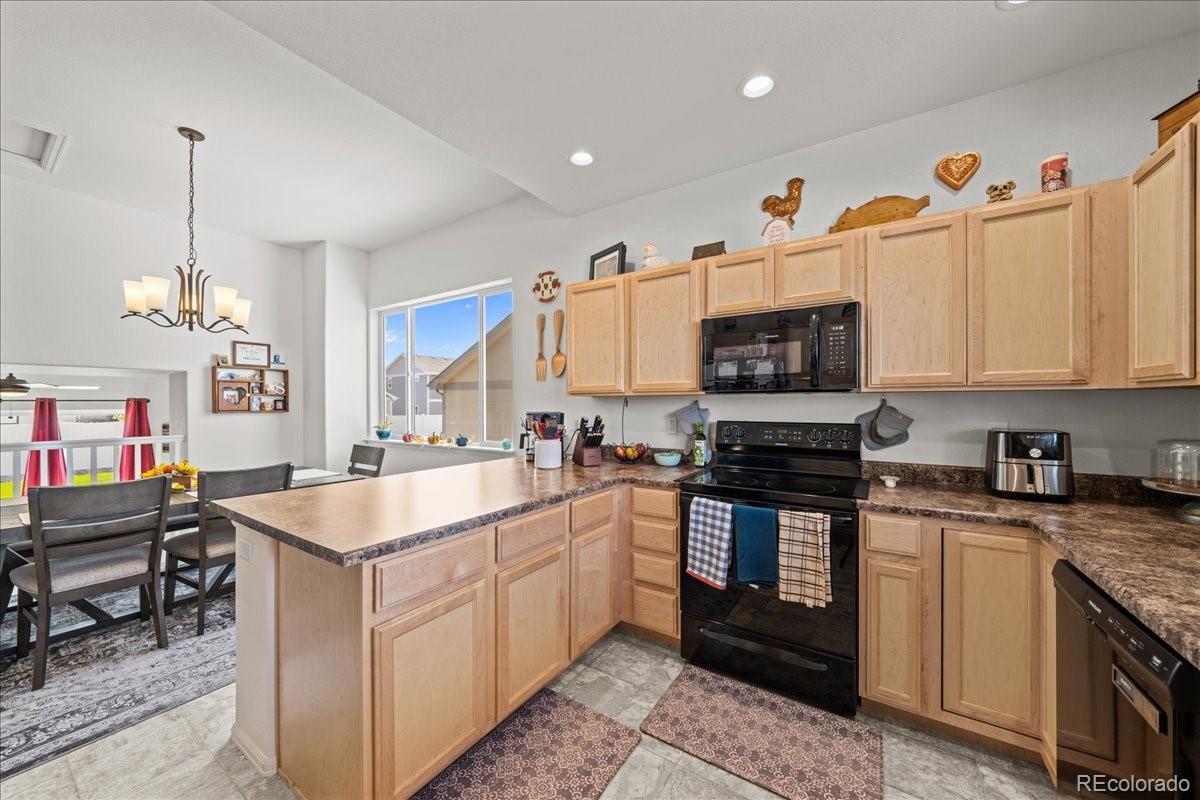 MLS Image #11 for 949  ashbrook drive,windsor, Colorado