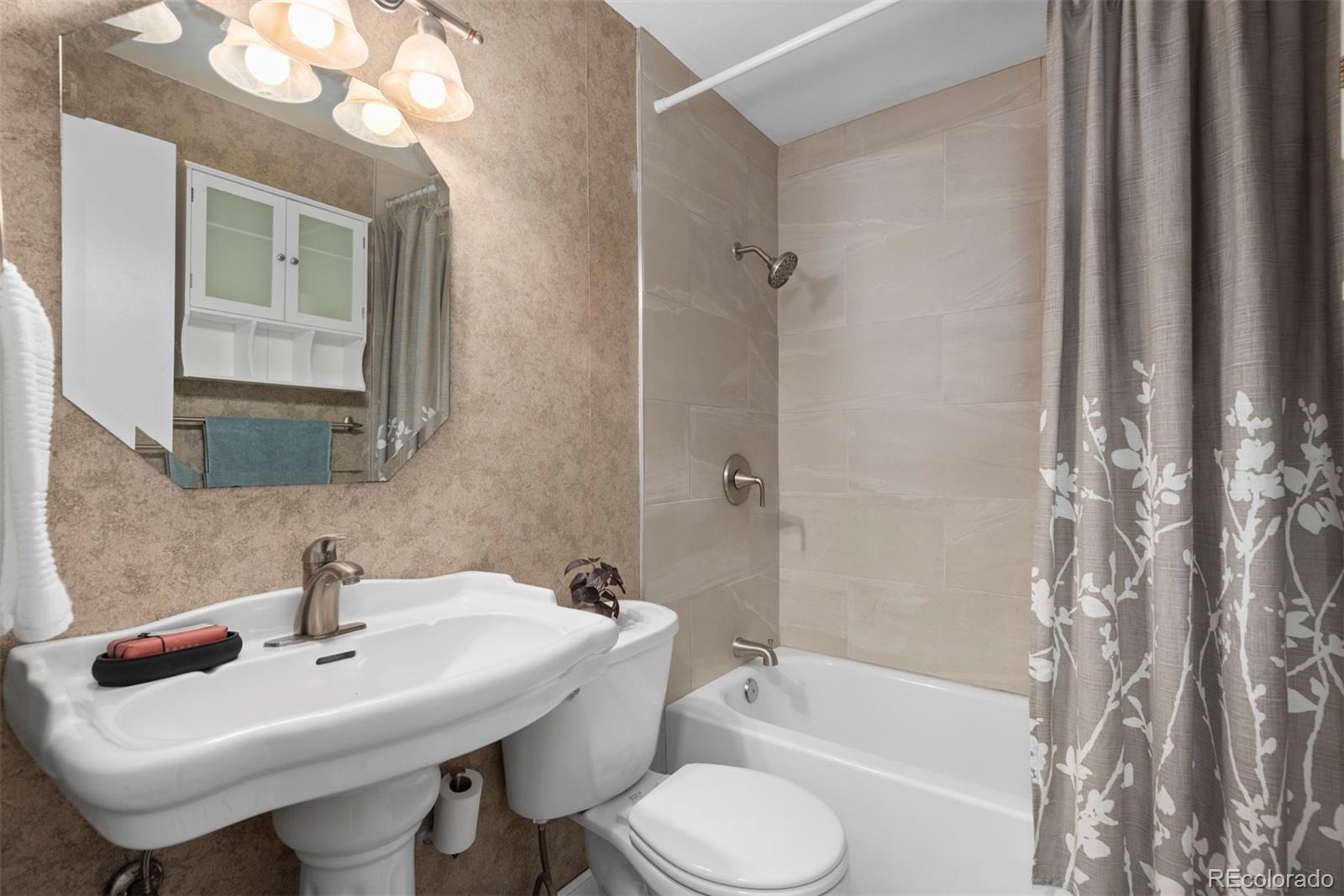 MLS Image #11 for 7462  vance street,arvada, Colorado