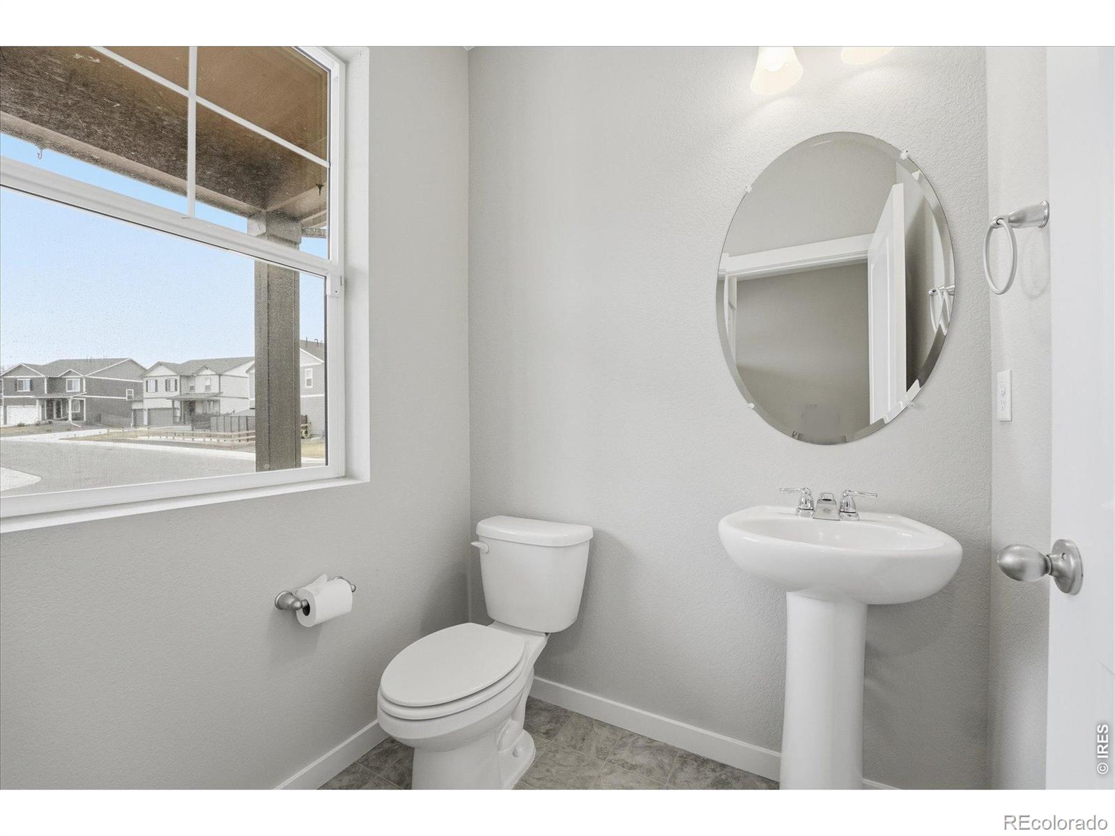 MLS Image #13 for 2303  monte vista street,fort lupton, Colorado