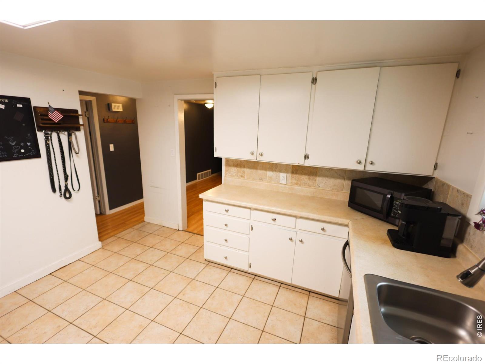 MLS Image #10 for 507 w 11th street,loveland, Colorado