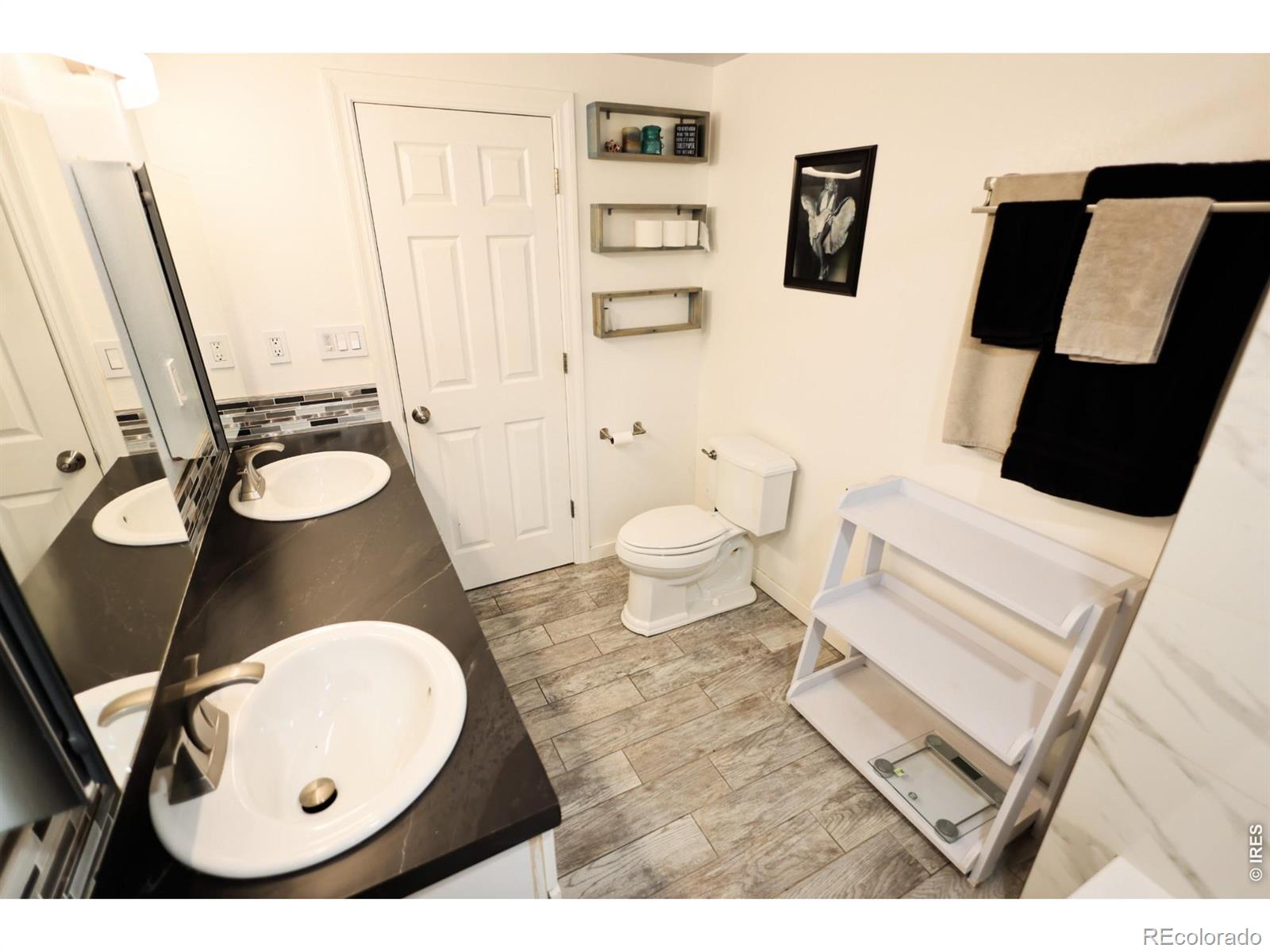 MLS Image #15 for 507 w 11th street,loveland, Colorado
