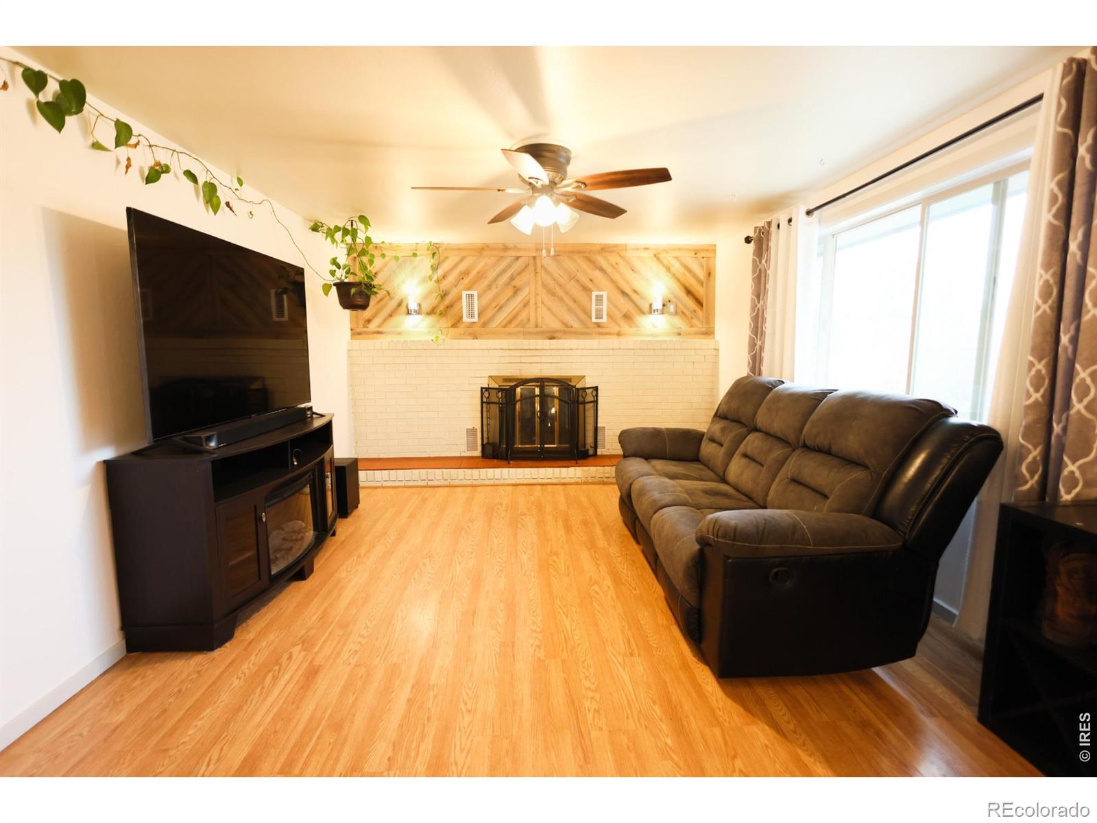 MLS Image #3 for 507 w 11th street,loveland, Colorado