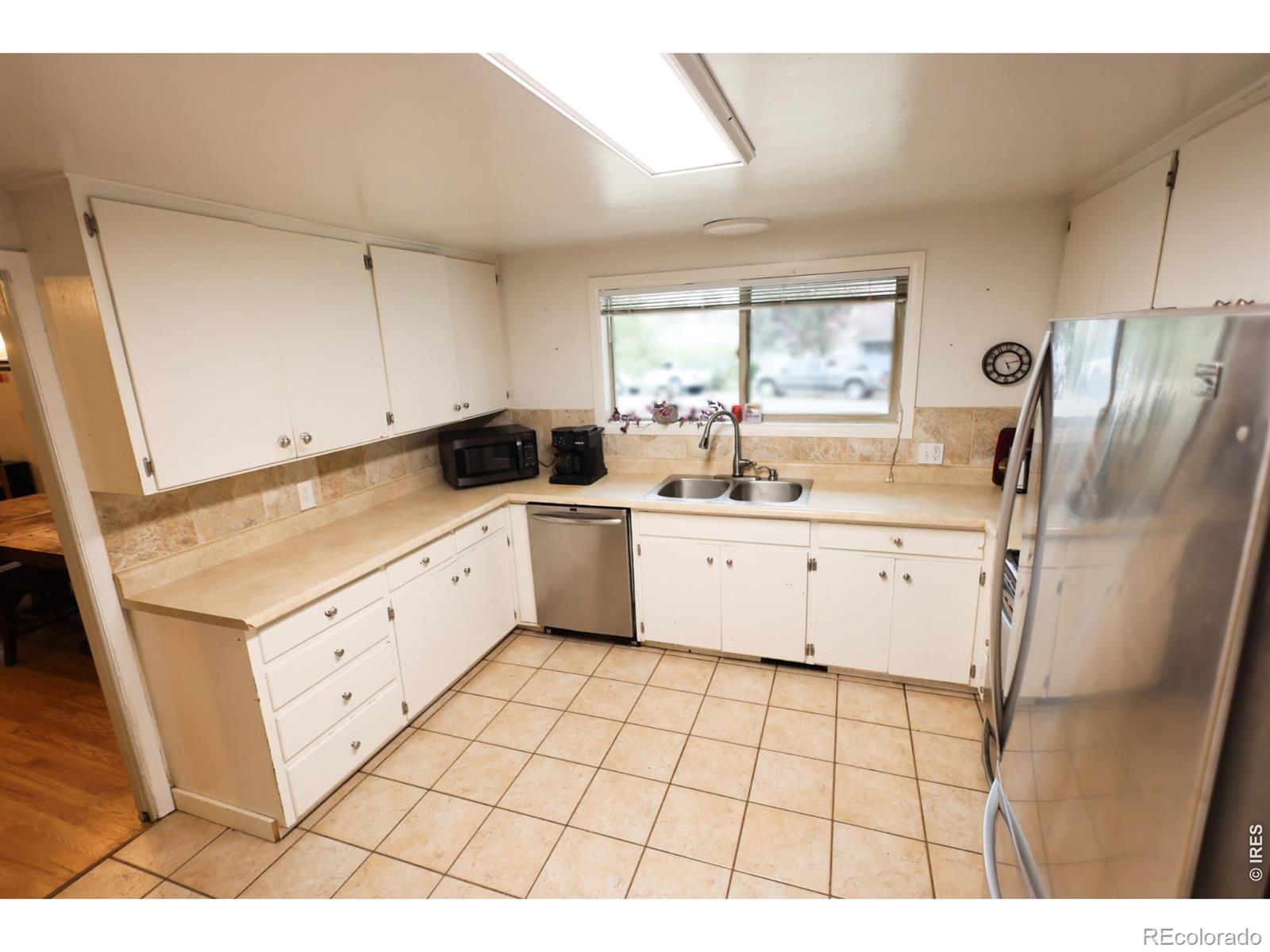 MLS Image #8 for 507 w 11th street,loveland, Colorado