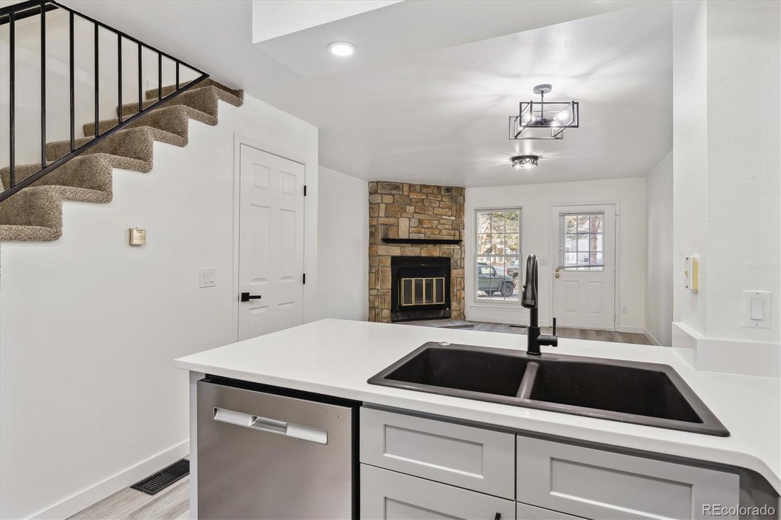 MLS Image #12 for 1811 s quebec way 222,denver, Colorado