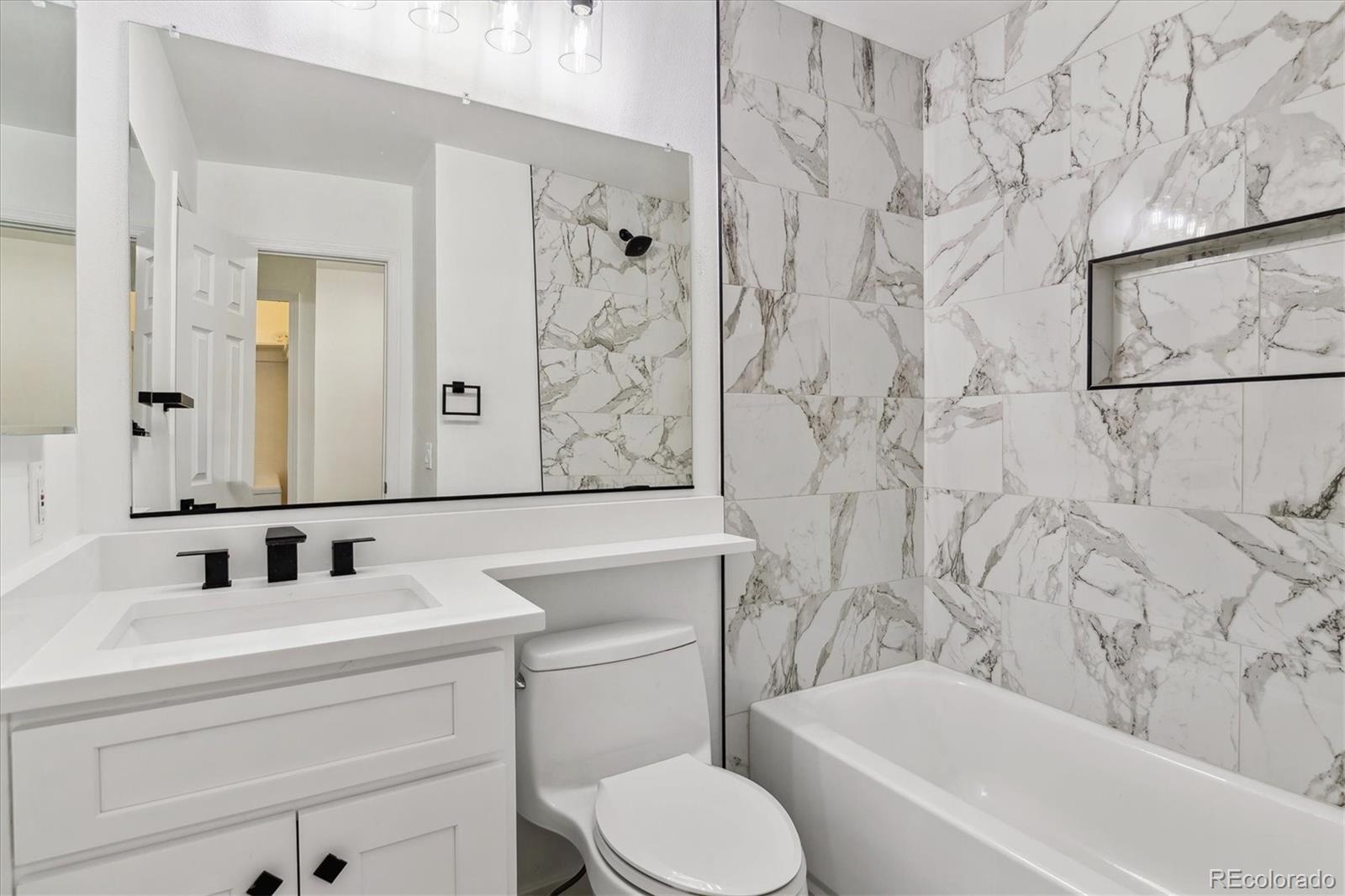 MLS Image #15 for 1811 s quebec way 222,denver, Colorado