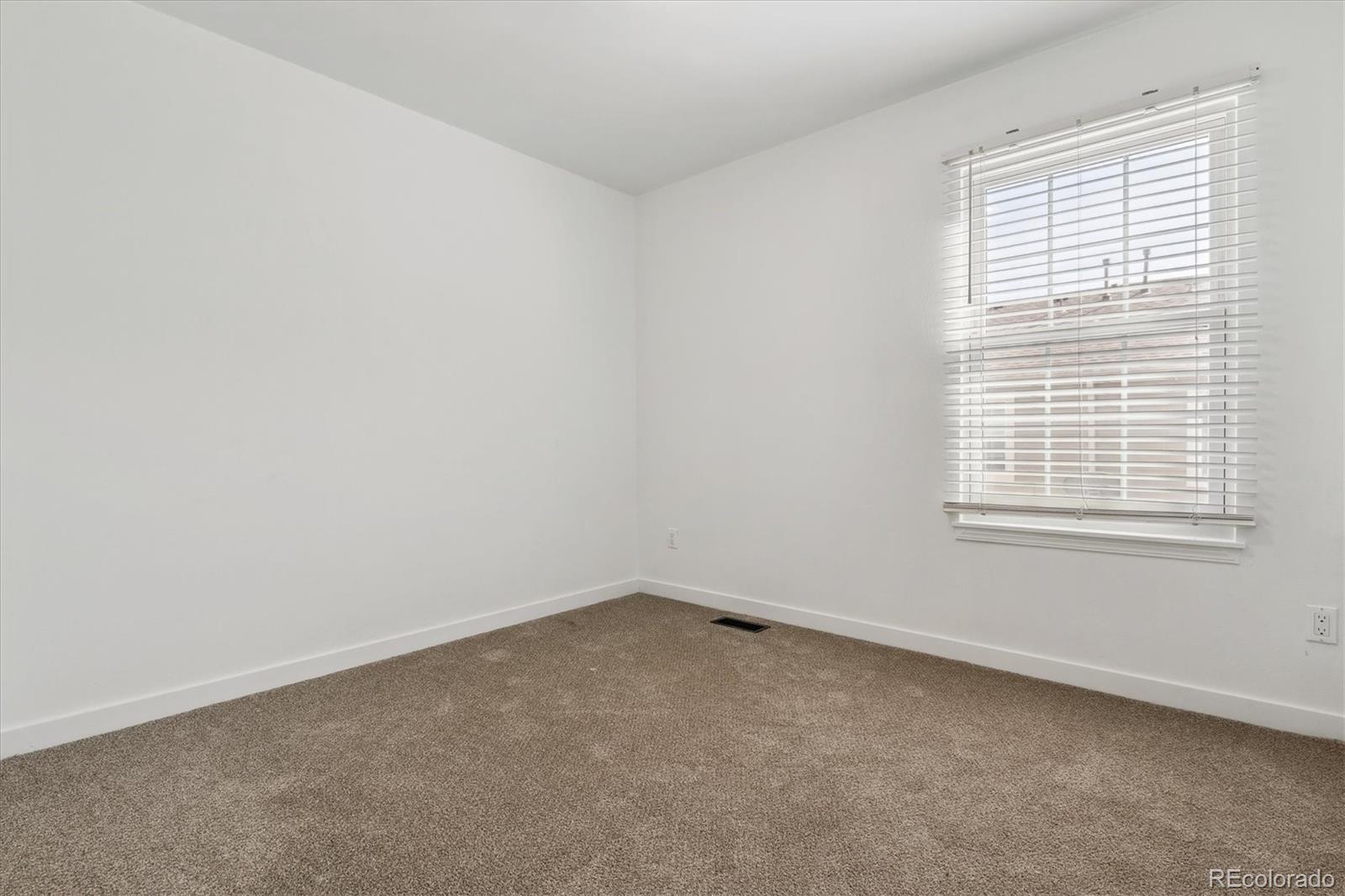 MLS Image #18 for 1811 s quebec way 222,denver, Colorado