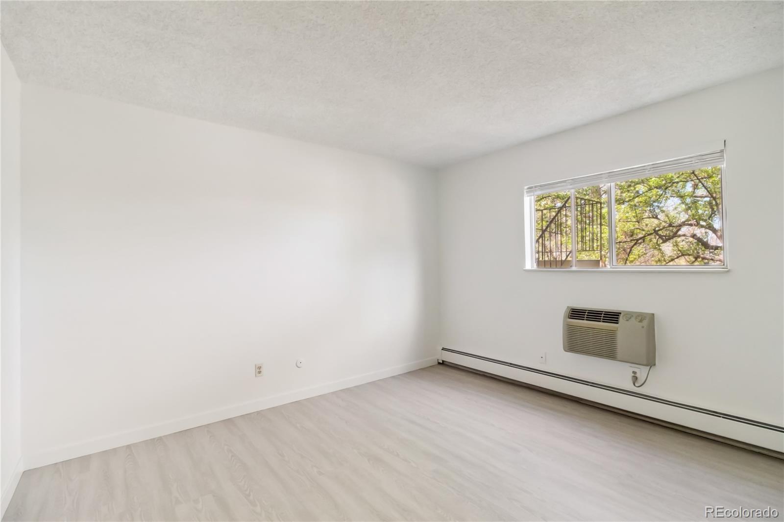 MLS Image #20 for 3470 s poplar street,denver, Colorado