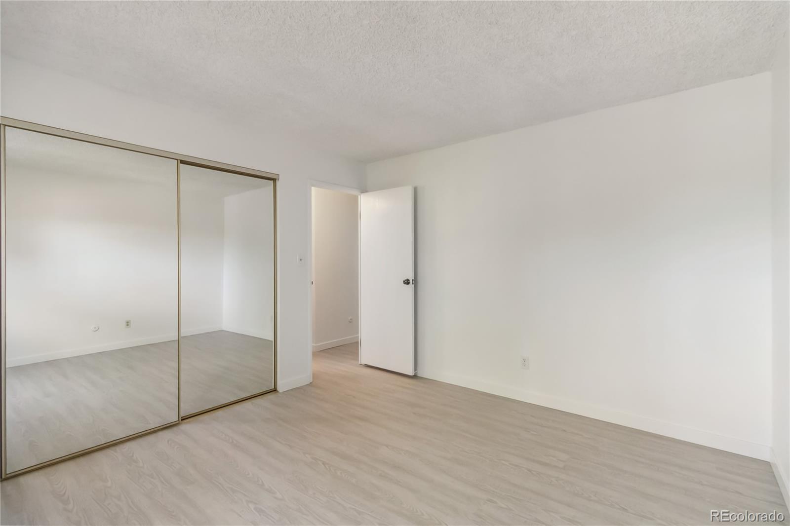 MLS Image #21 for 3470 s poplar street,denver, Colorado