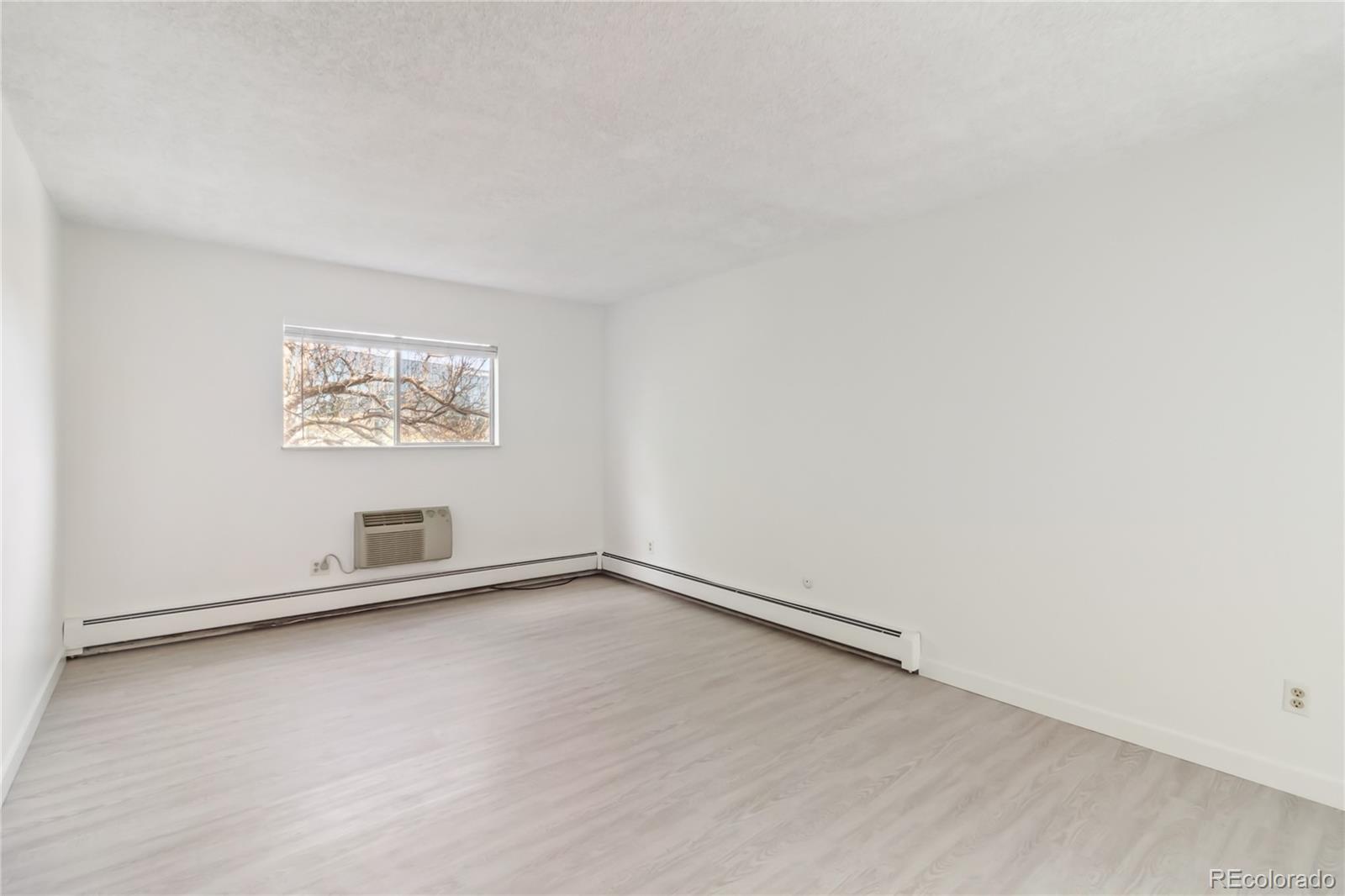 MLS Image #22 for 3470 s poplar street,denver, Colorado
