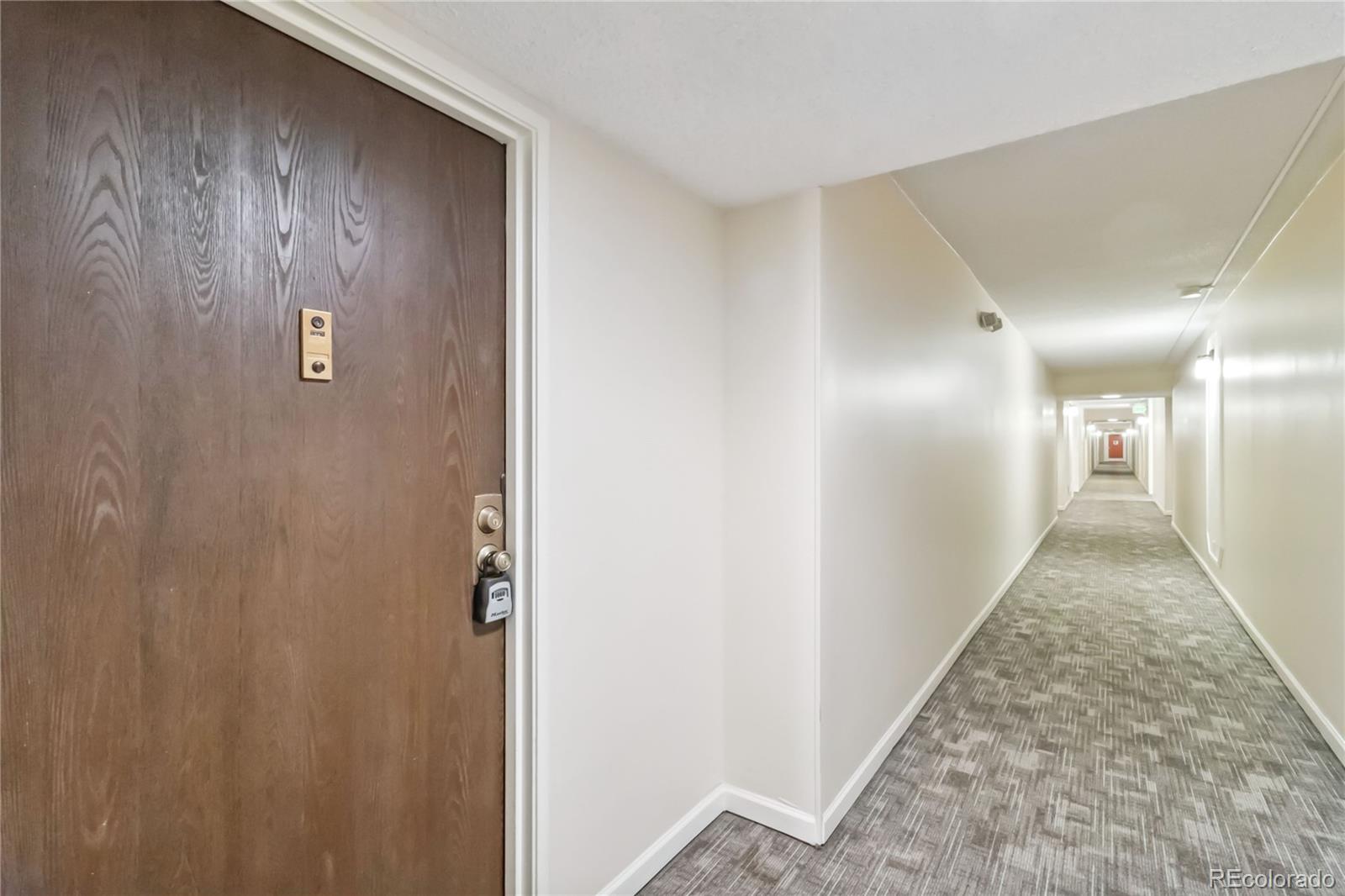 MLS Image #29 for 3470 s poplar street,denver, Colorado