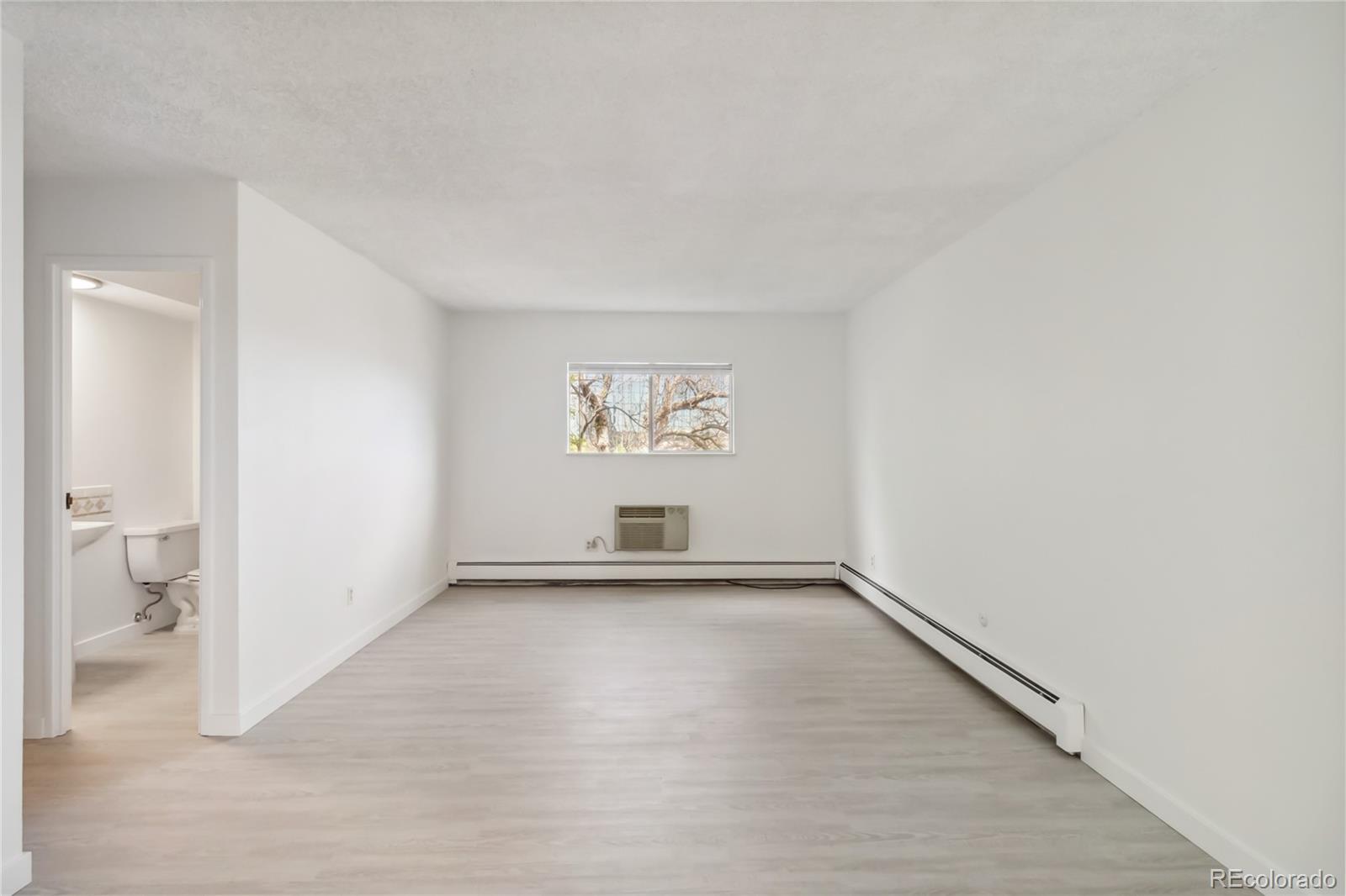 MLS Image #6 for 3470 s poplar street,denver, Colorado