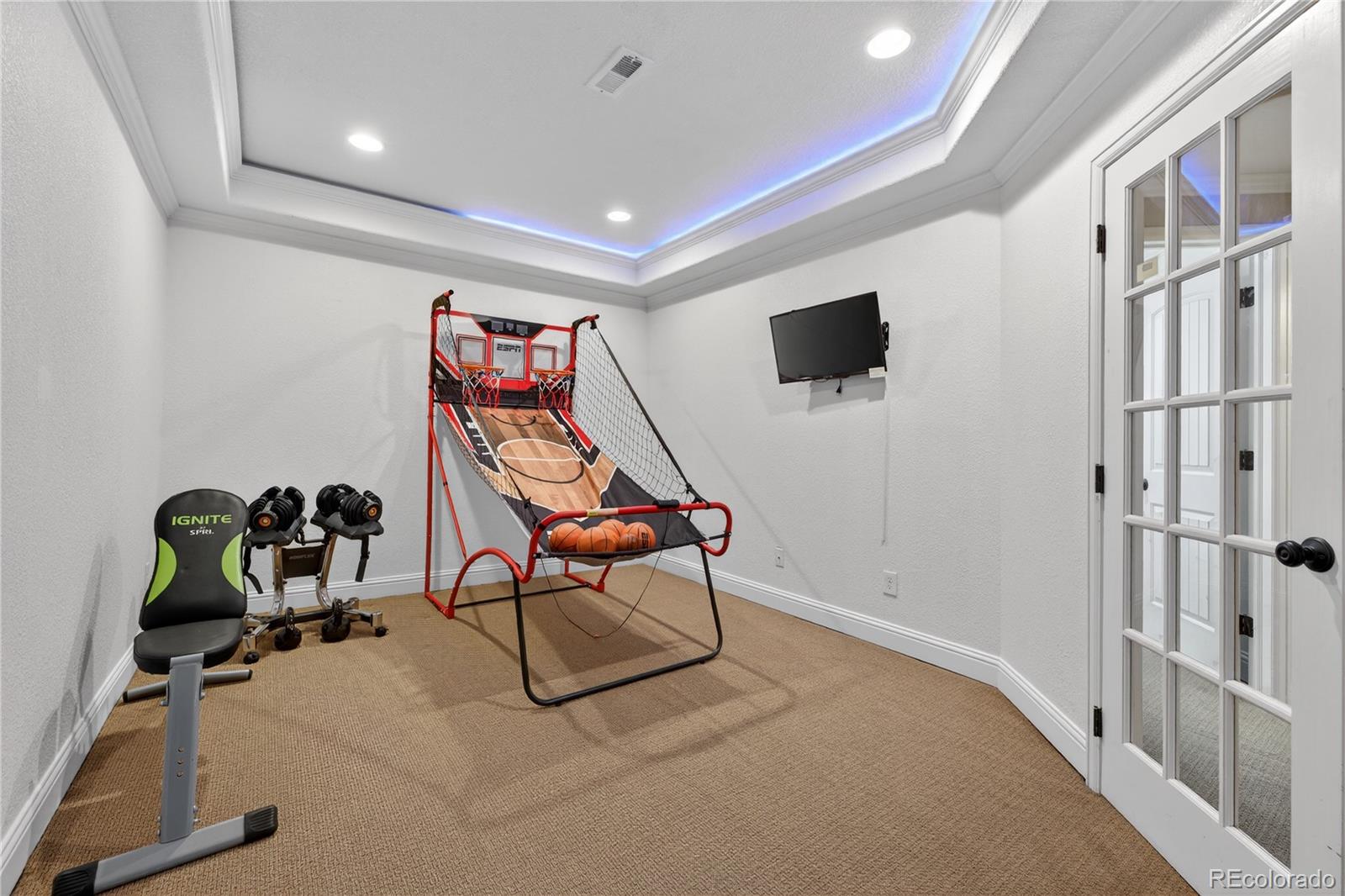 MLS Image #20 for 7902 e 49th place,denver, Colorado