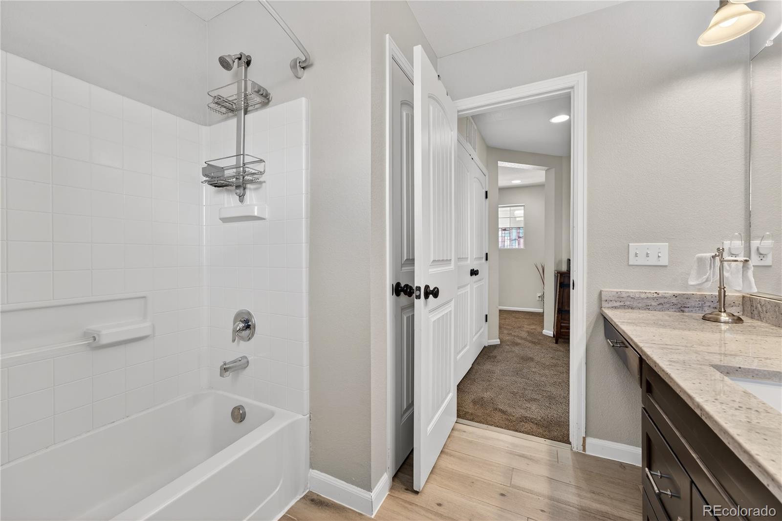 MLS Image #25 for 7902 e 49th place,denver, Colorado