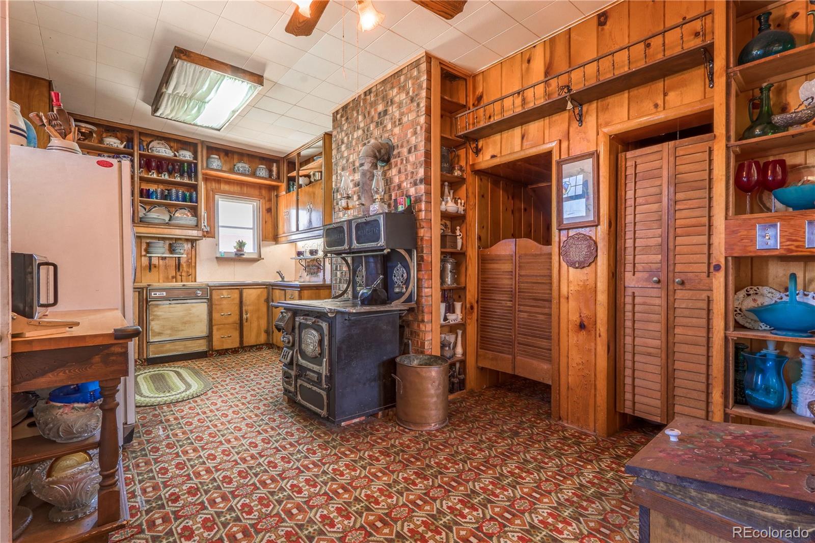 MLS Image #14 for 846  f street,salida, Colorado
