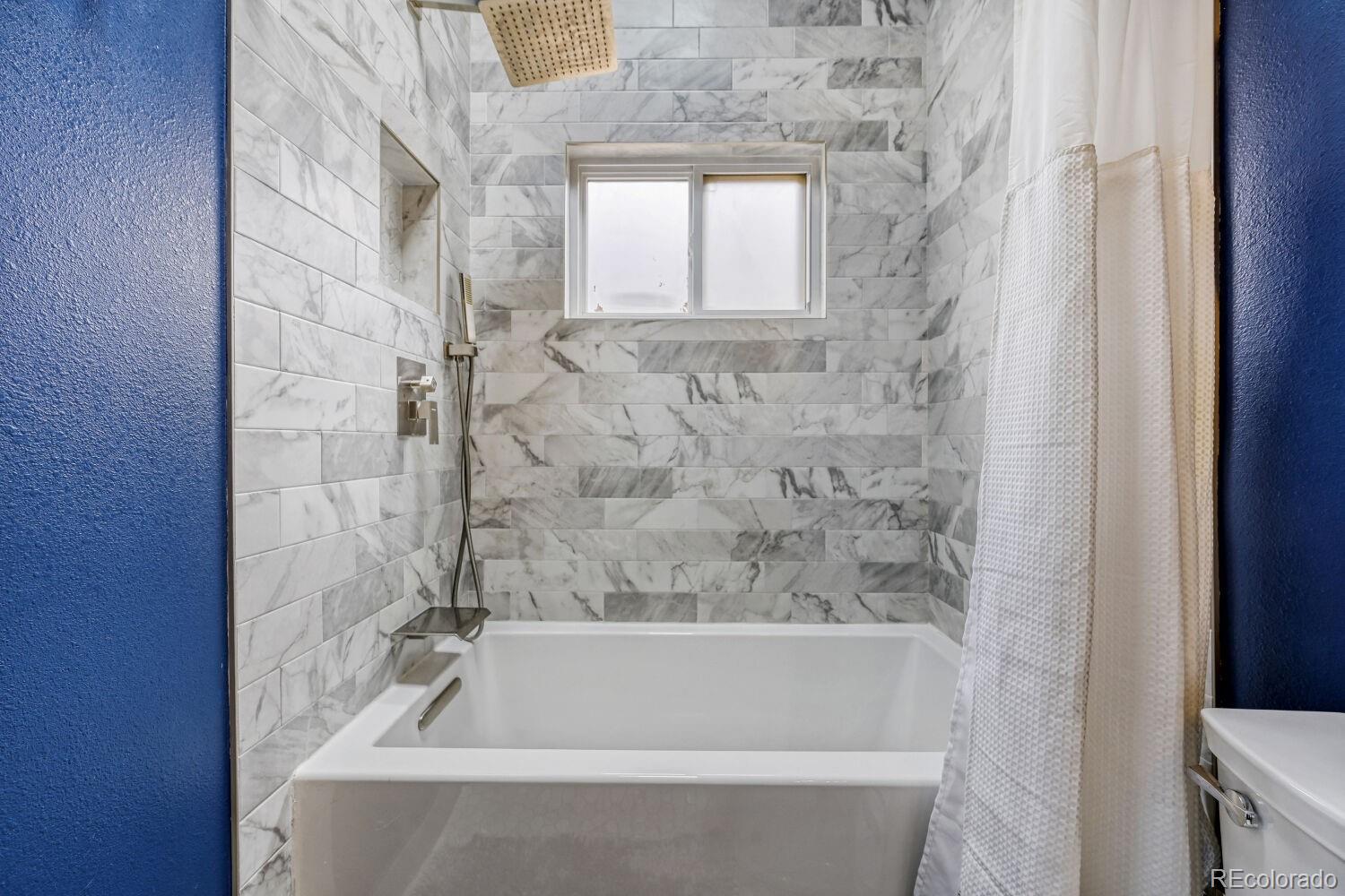 MLS Image #18 for 6225 e mississippi avenue,denver, Colorado