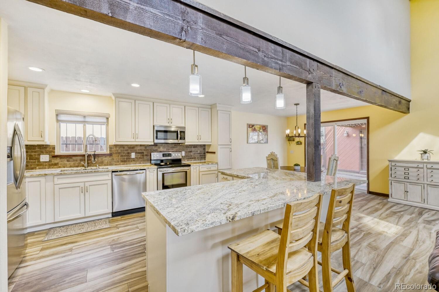 MLS Image #6 for 6225 e mississippi avenue,denver, Colorado