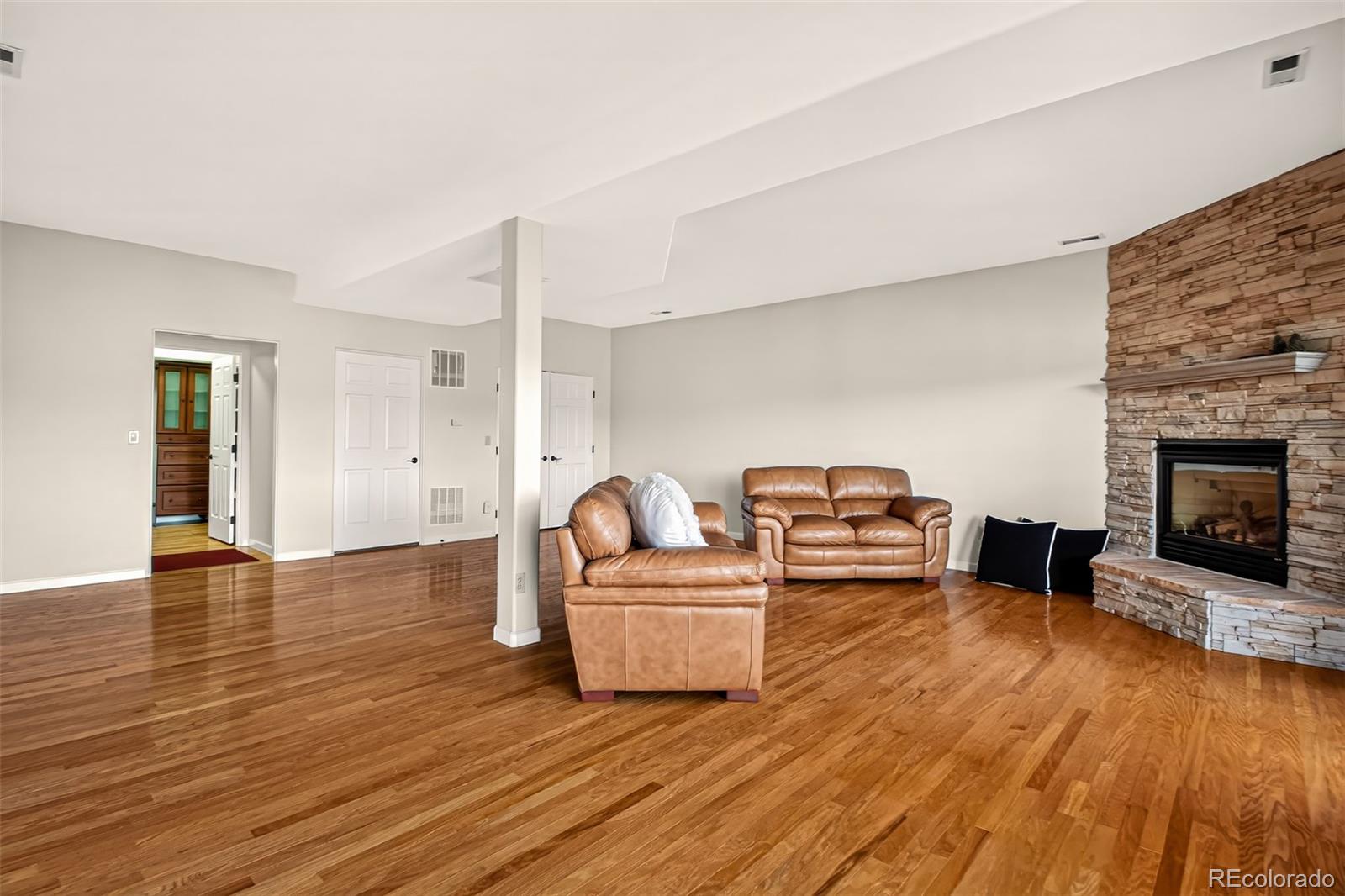 MLS Image #26 for 5150  vista del norte point,colorado springs, Colorado
