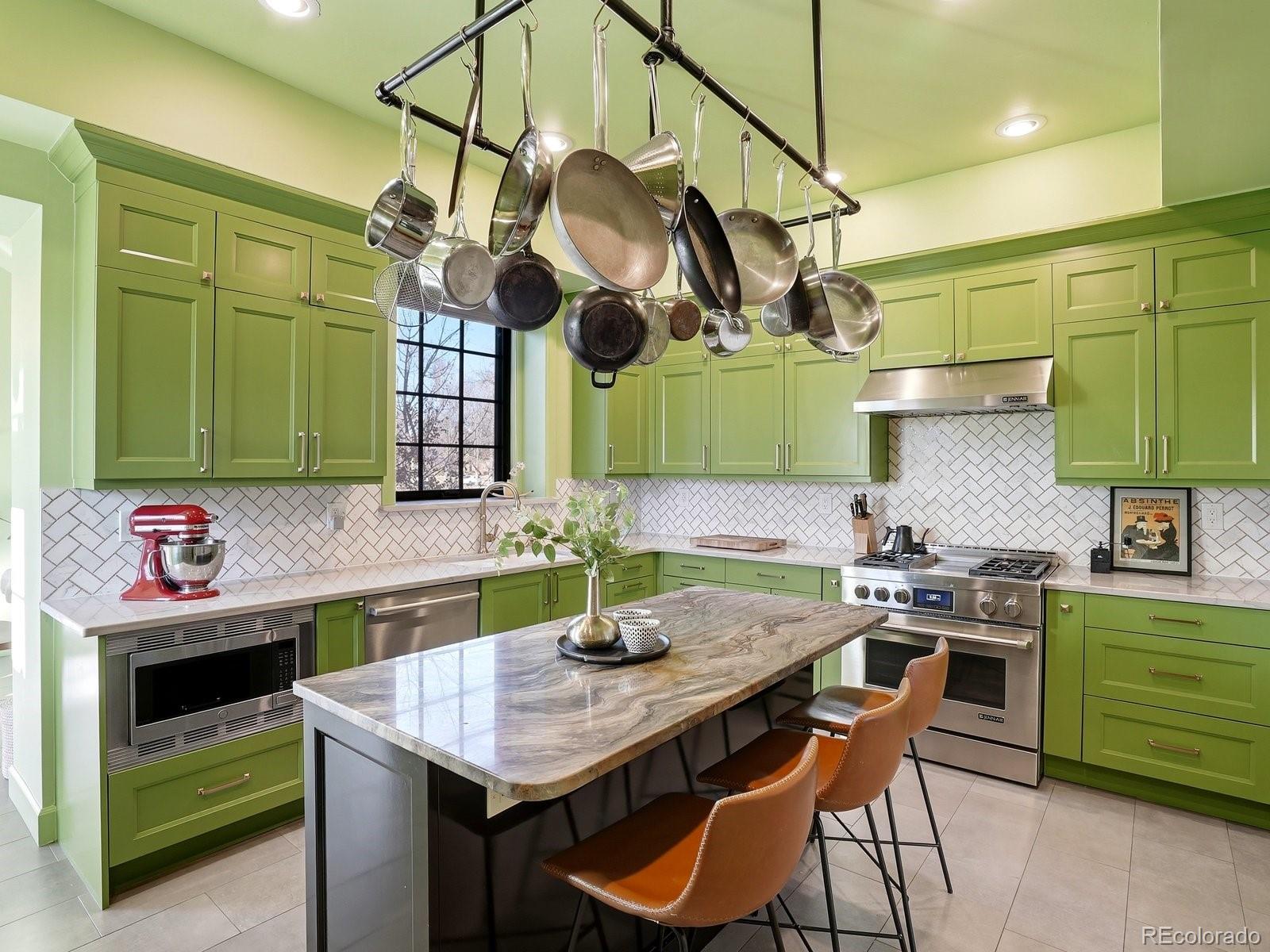 MLS Image #10 for 935  monaco parkway,denver, Colorado