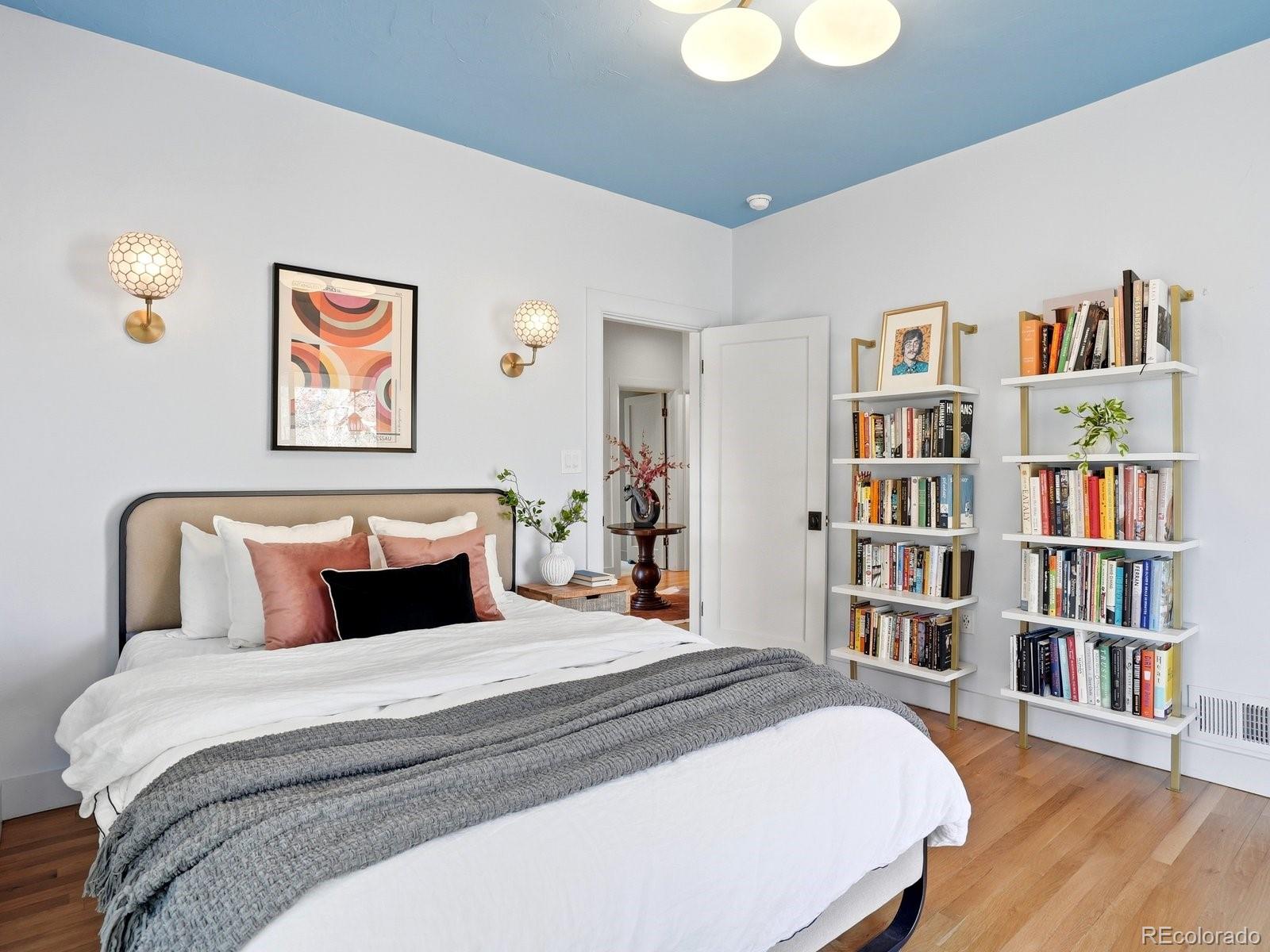 MLS Image #23 for 935  monaco parkway,denver, Colorado