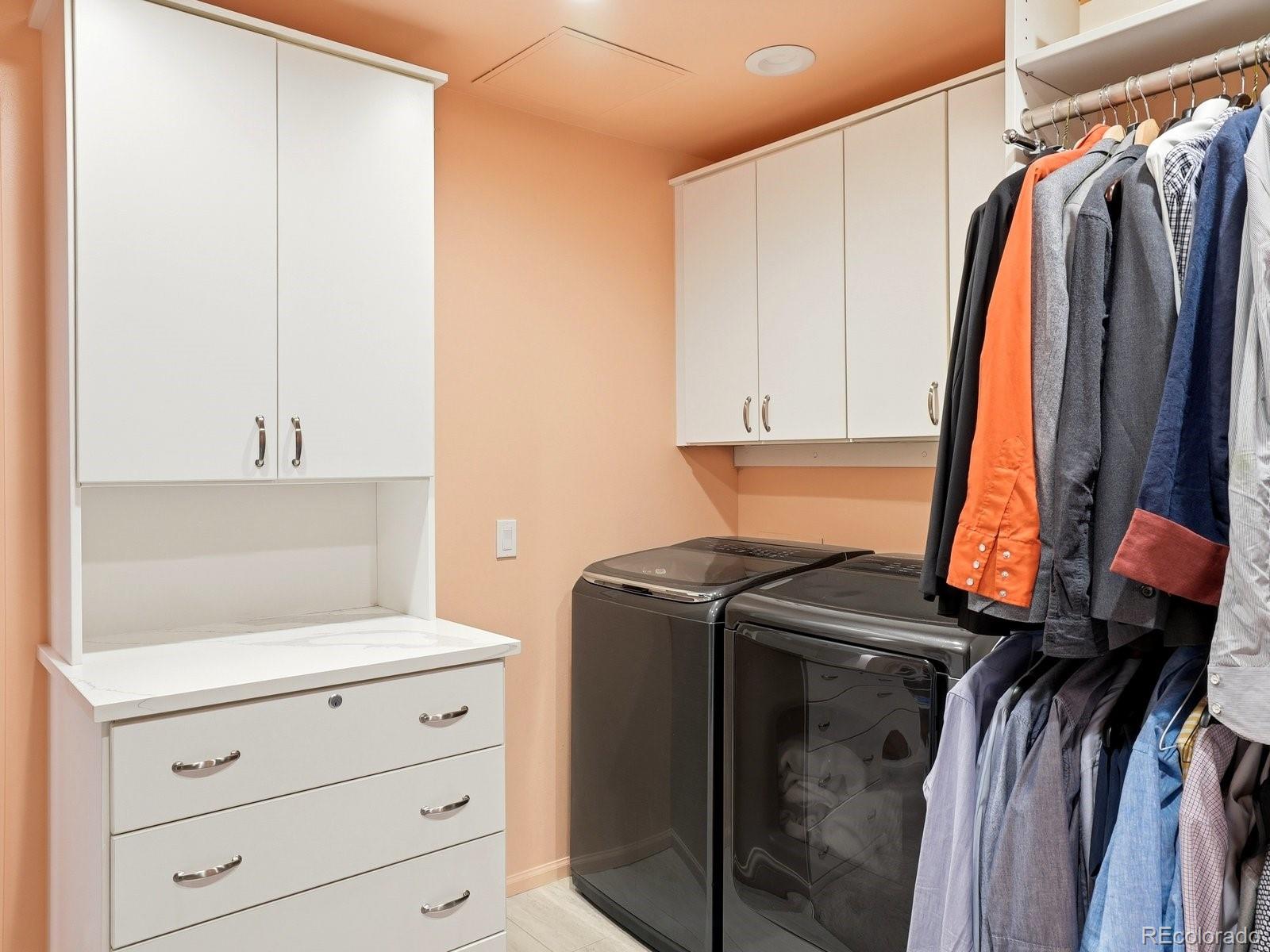MLS Image #34 for 935  monaco parkway,denver, Colorado