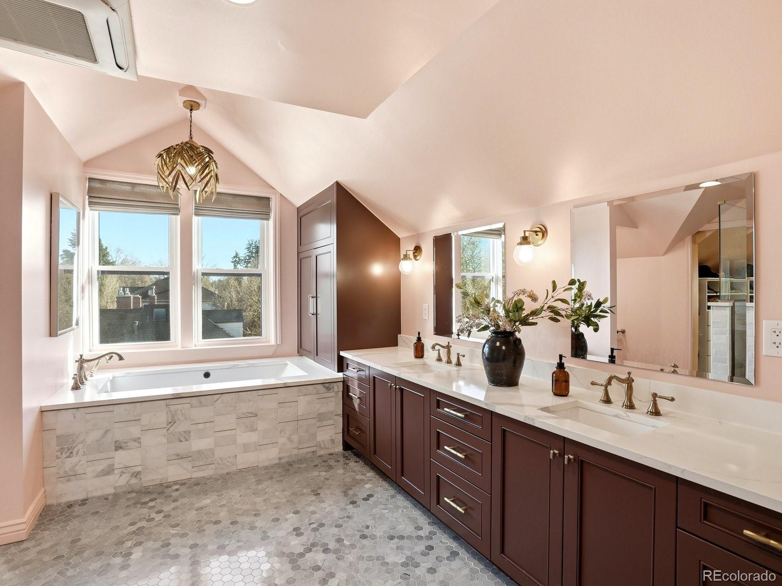 MLS Image #35 for 935  monaco parkway,denver, Colorado